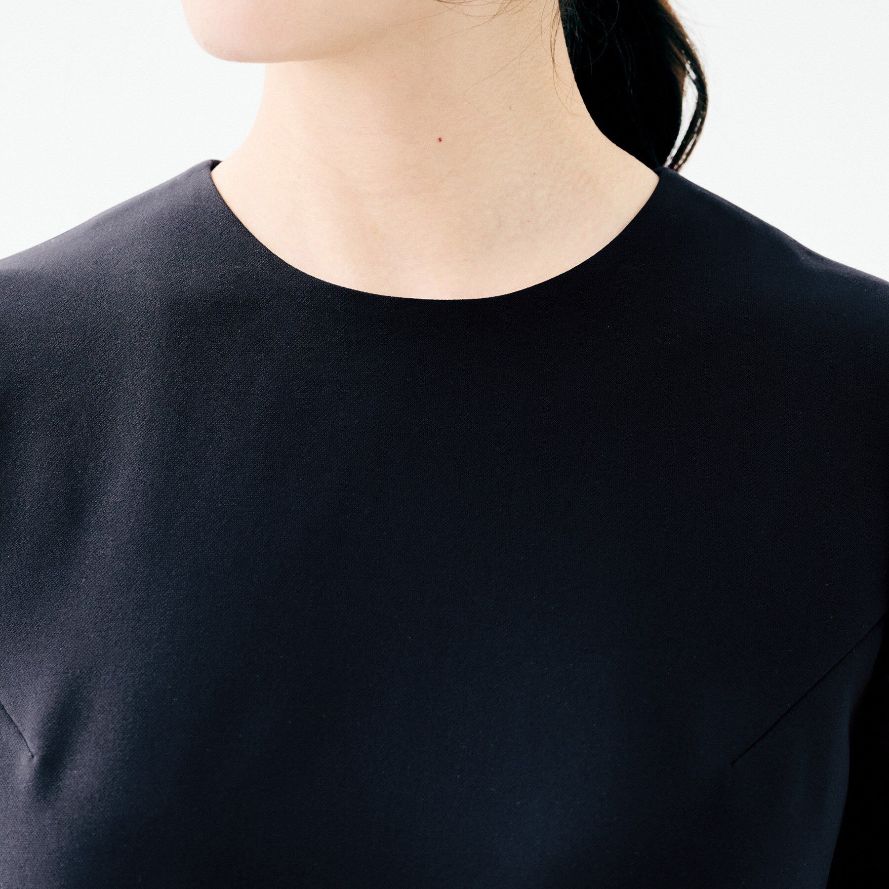 UNTITLED「【お呼ばれドレス/洗える】カットジャカードスリーブ ワンピース」|ワンピース|