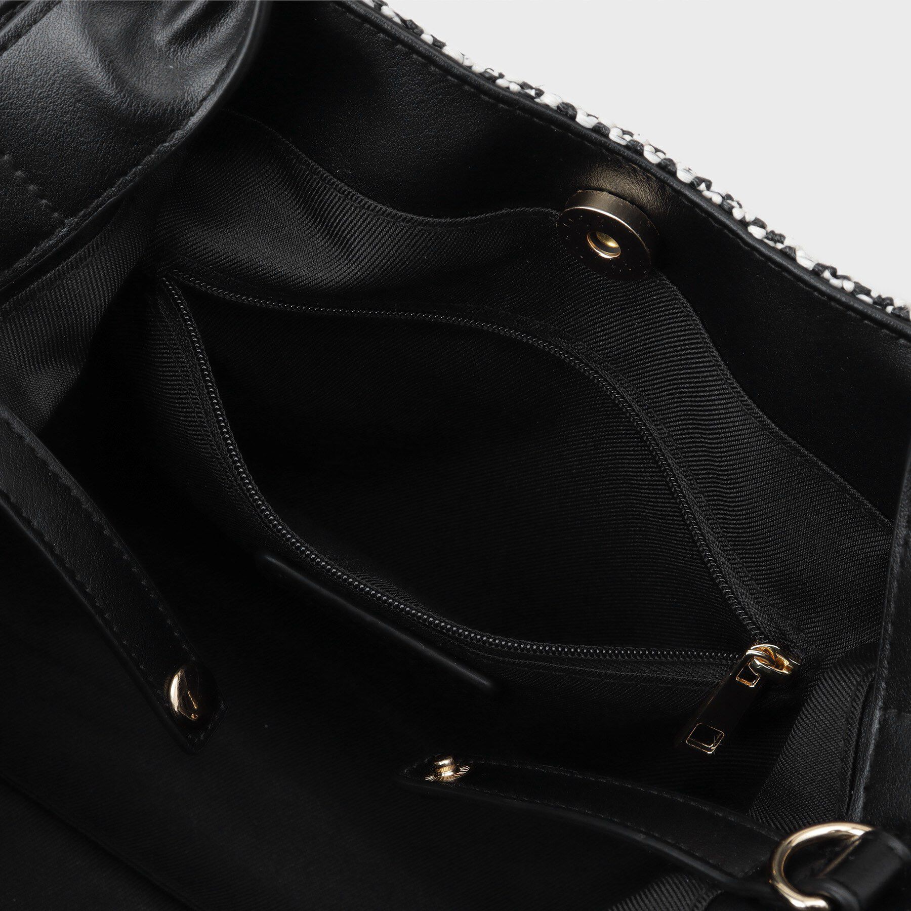 UNTITLED「【新素材追加】ミニメッシュショルダー」|ショルダー・メッセンジャー|