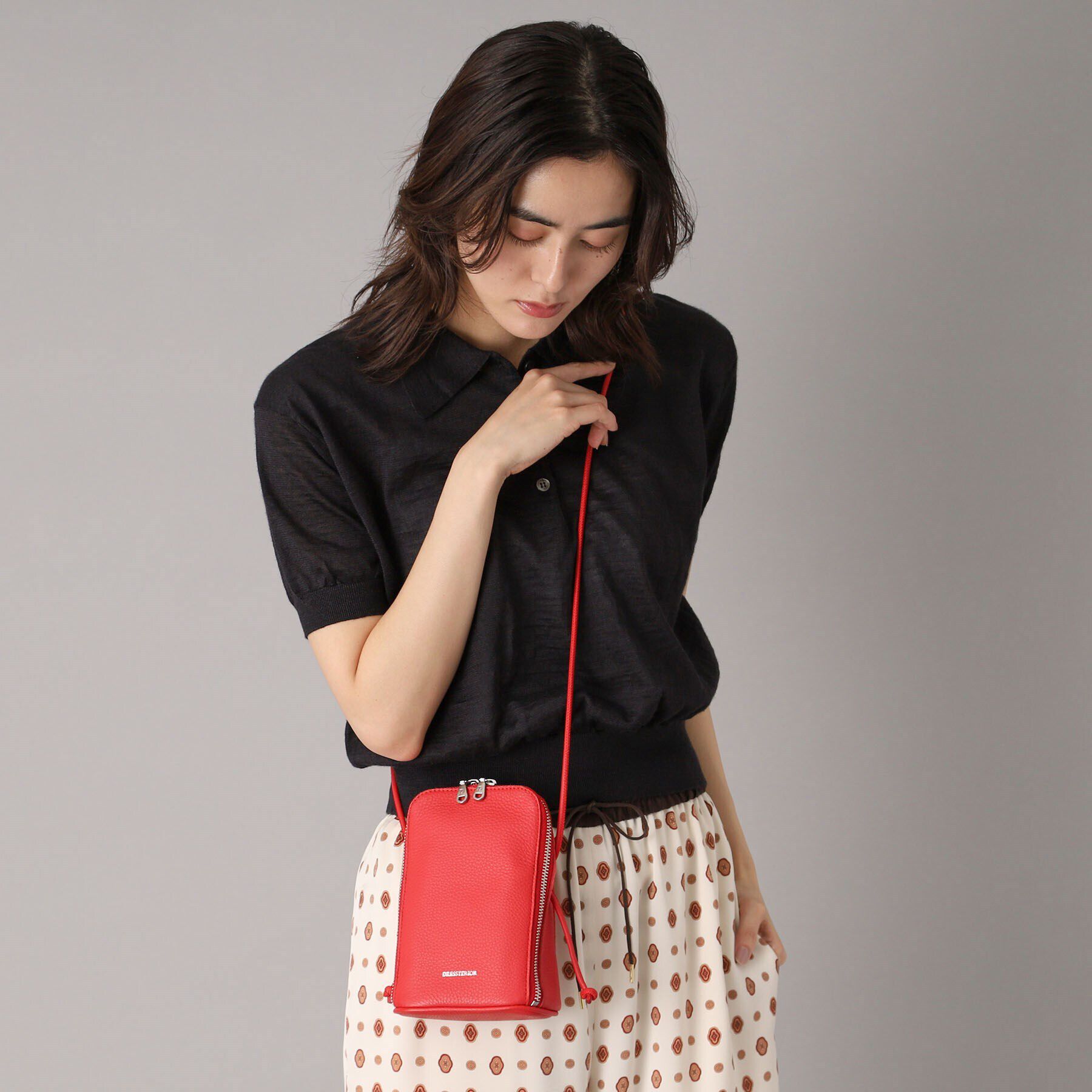 DRESSTERIOR「シュリンクレザーマルチポーチ」|ショルダー・メッセンジャー|