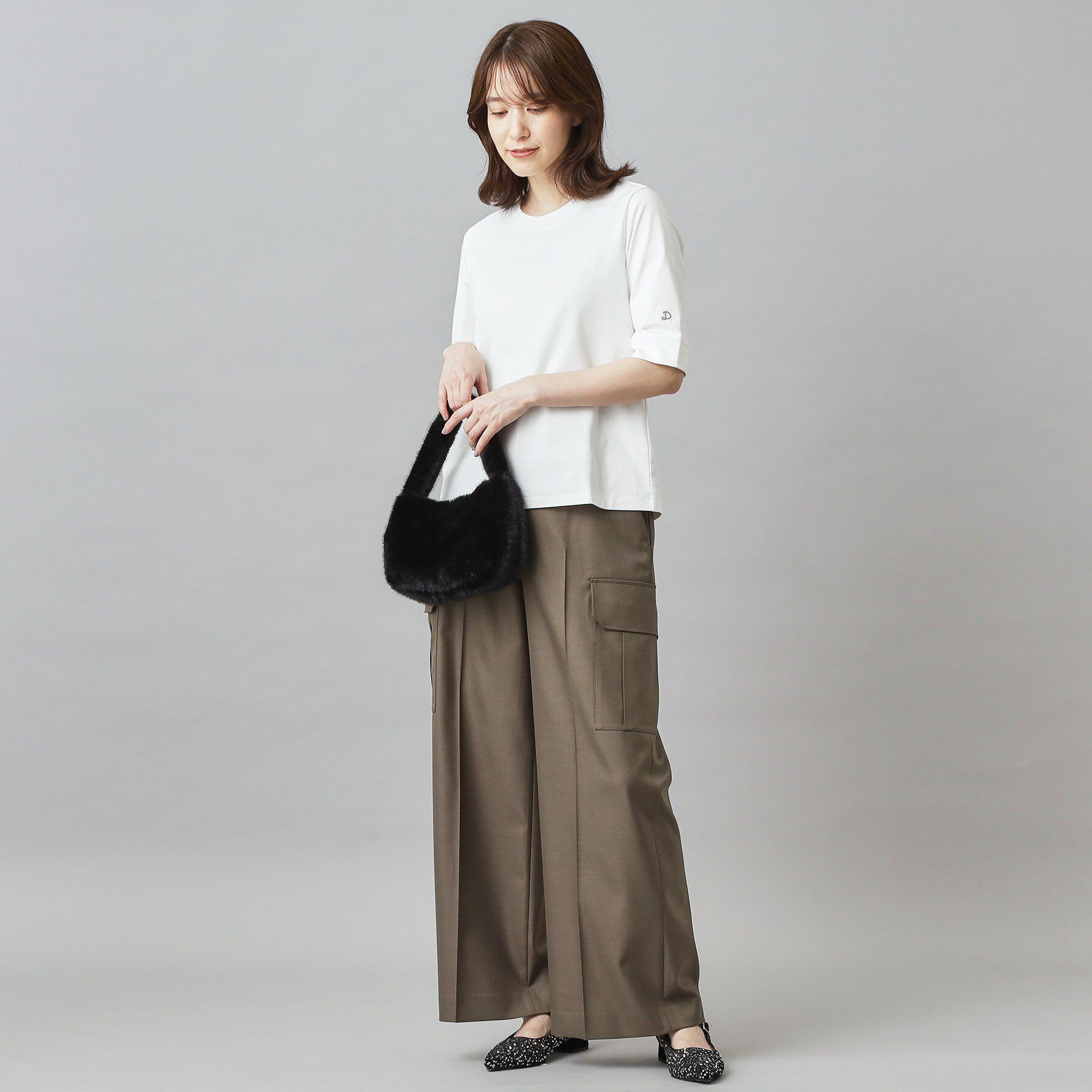 DRESSTERIOR「コンパクトフェイクファーバッグ」|ハンドバッグ|