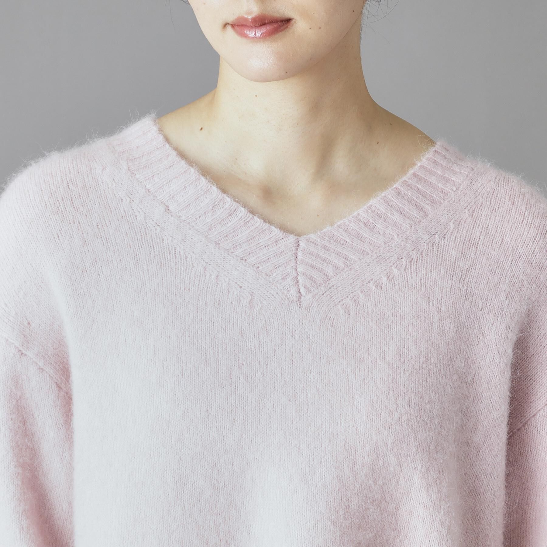 DRESSTERIOR「アルパカブレンドVネックニット」|ニット・セーター|