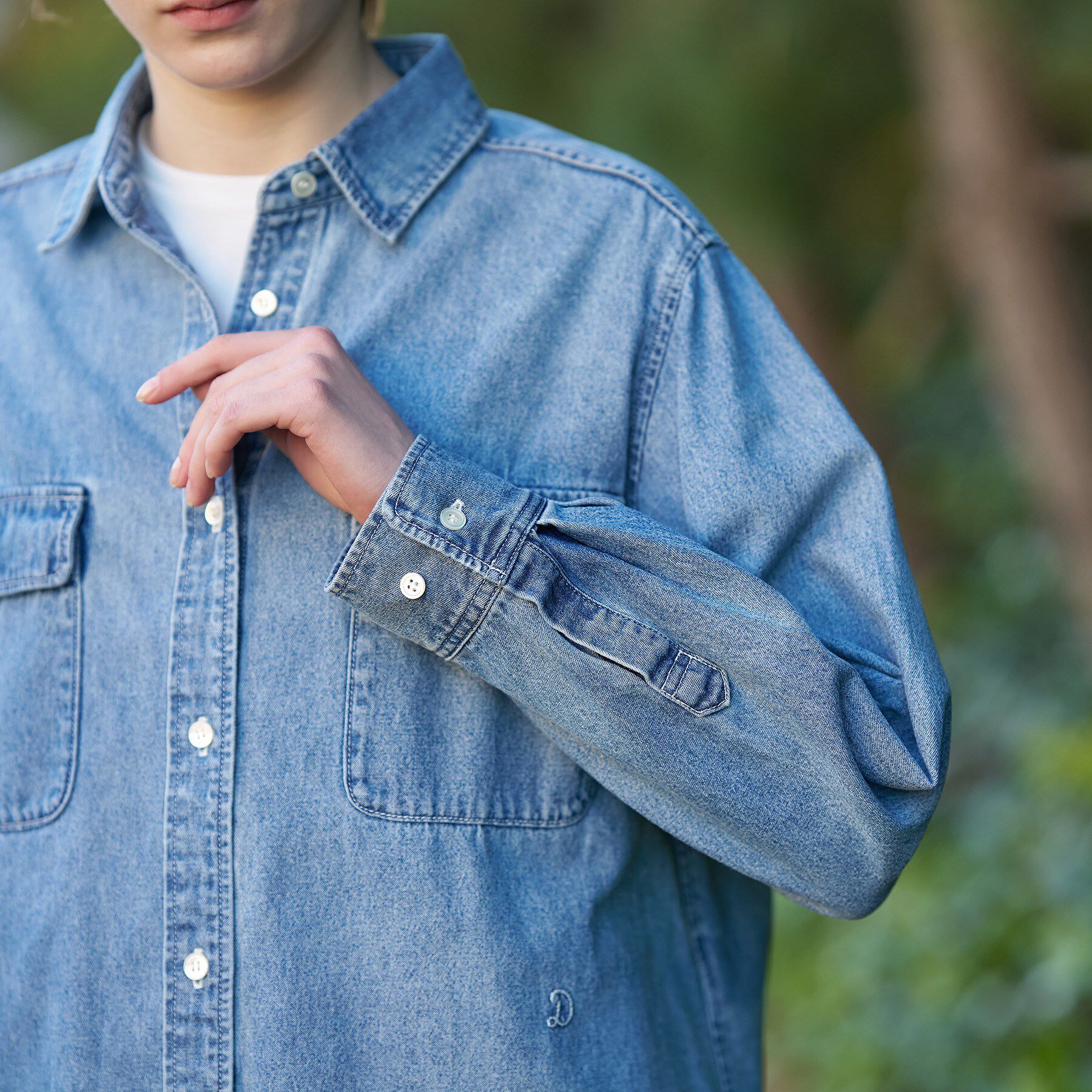 DRESSTERIOR「【ウォッシャブル】ライトオンスデニムシャツ」|シャツ・ブラウス|