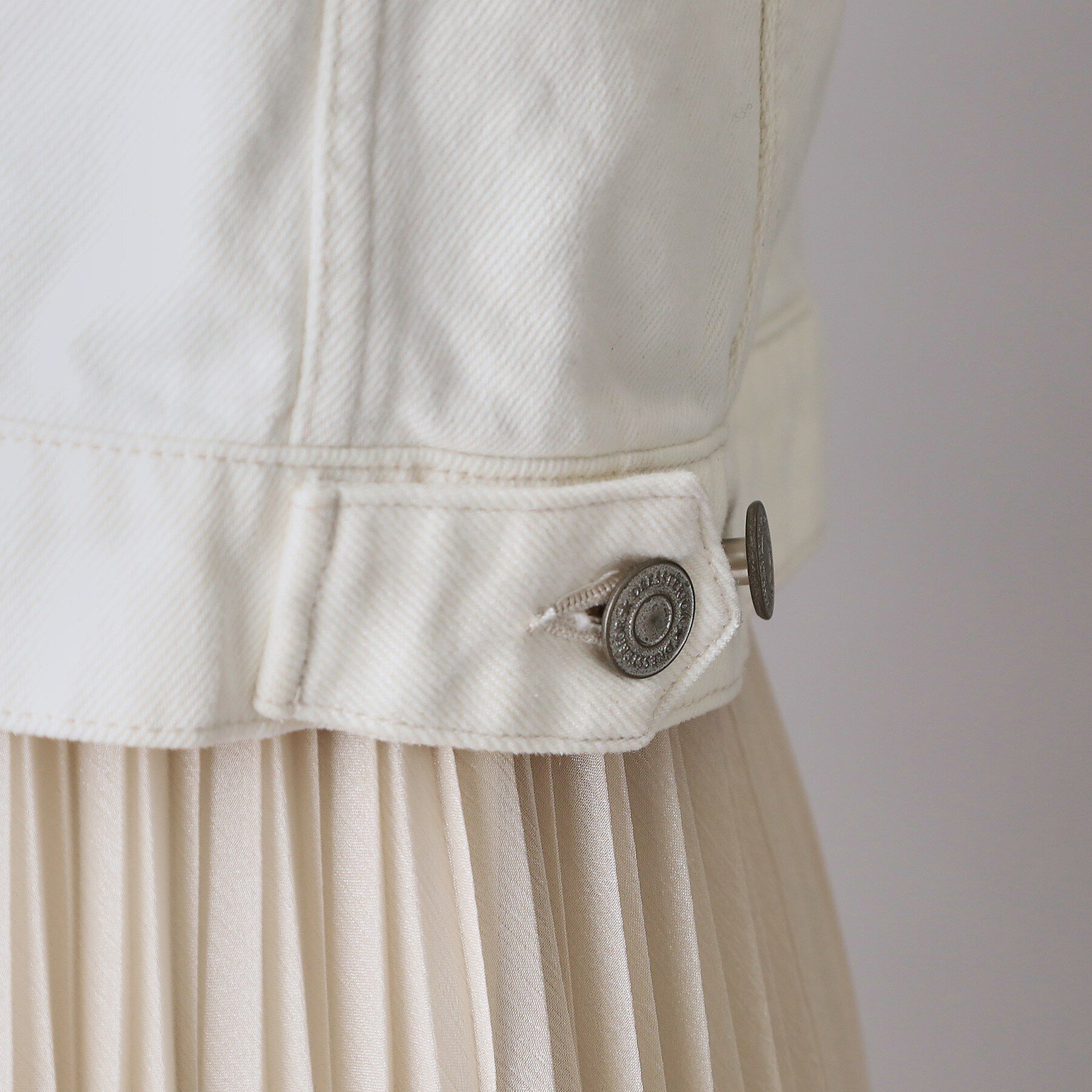 DRESSTERIOR「【ウォッシャブル】バンドカラー ホワイトＧジャン」|デニムジャケット|