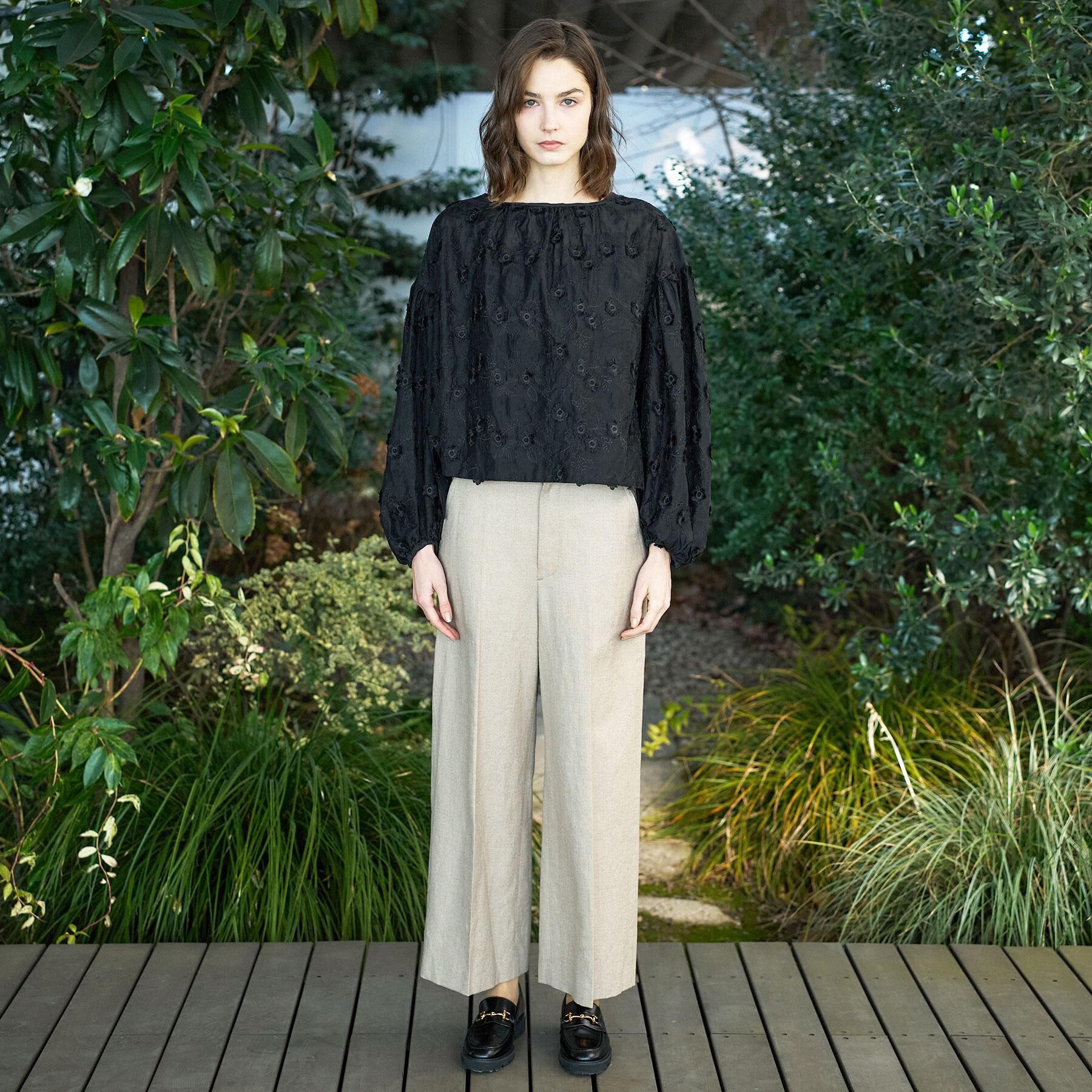 DRESSTERIOR「フラワーエンブロイダリーボリュームブラウス」|シャツ・ブラウス|