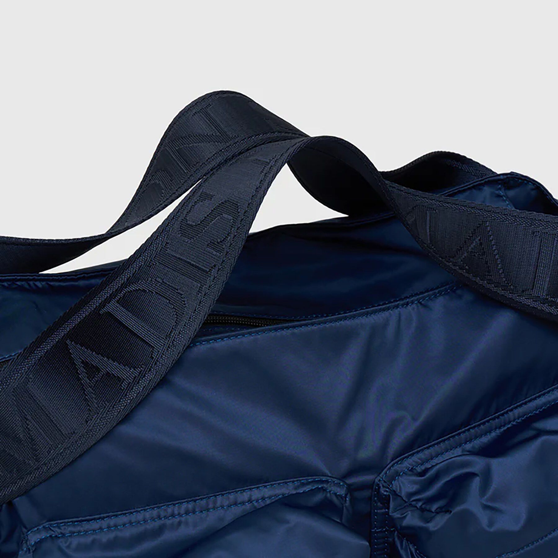 DRESSTERIOR「NOMADIS（ノマディス）BASQUE ショルダーバッグ」|ショルダー・メッセンジャー|