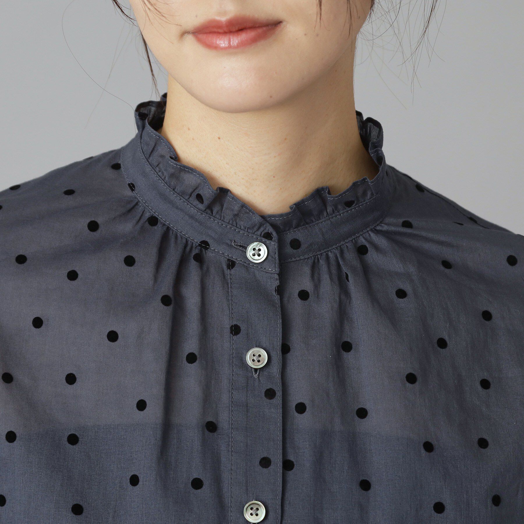 DRESSTERIOR「【大人MUSE5月号掲載】フロッキードットボリュームスリーブ」|シャツ・ブラウス|