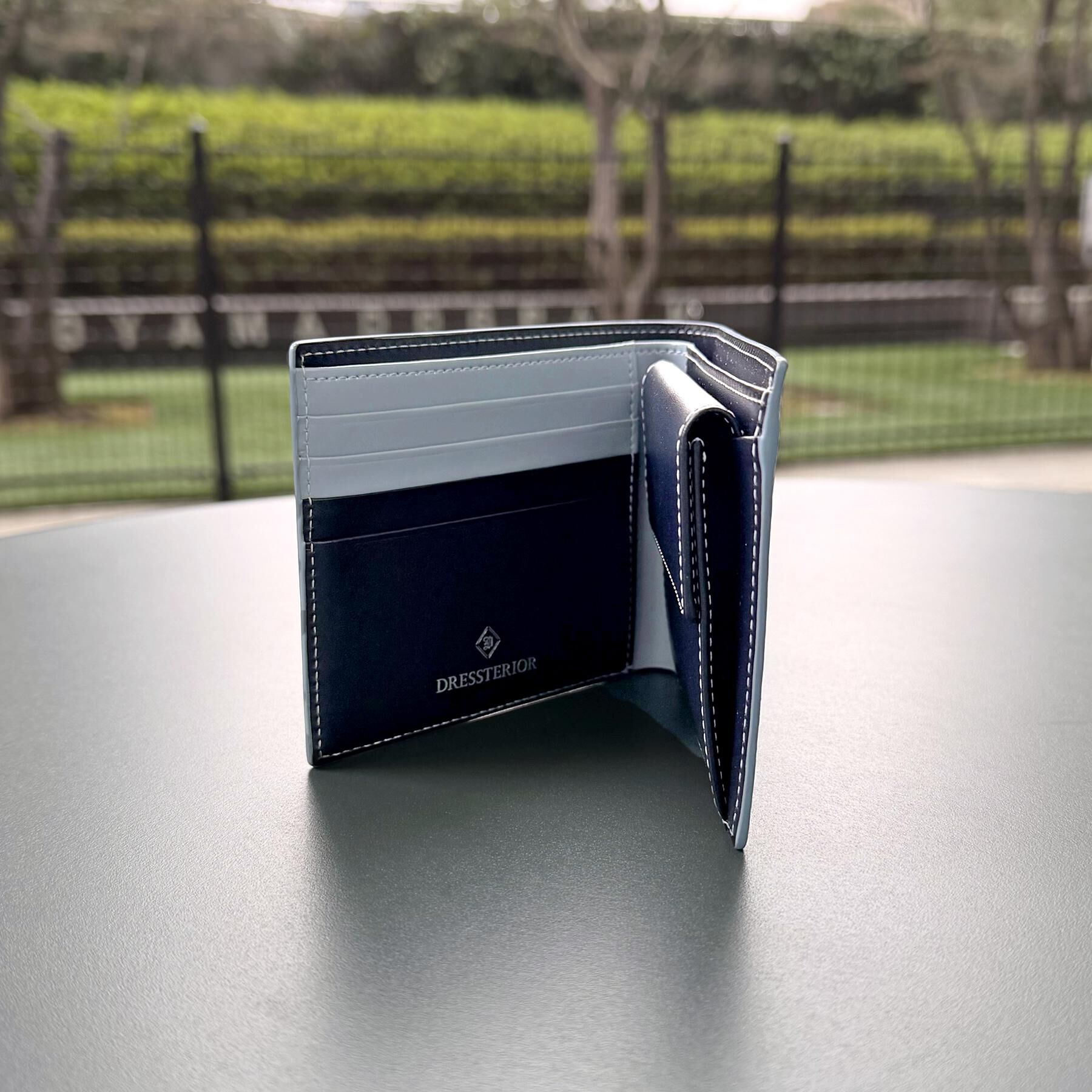 DRESSTERIOR「コインケース付き 2つ折りウォレット」|財布|ネイビー(794)