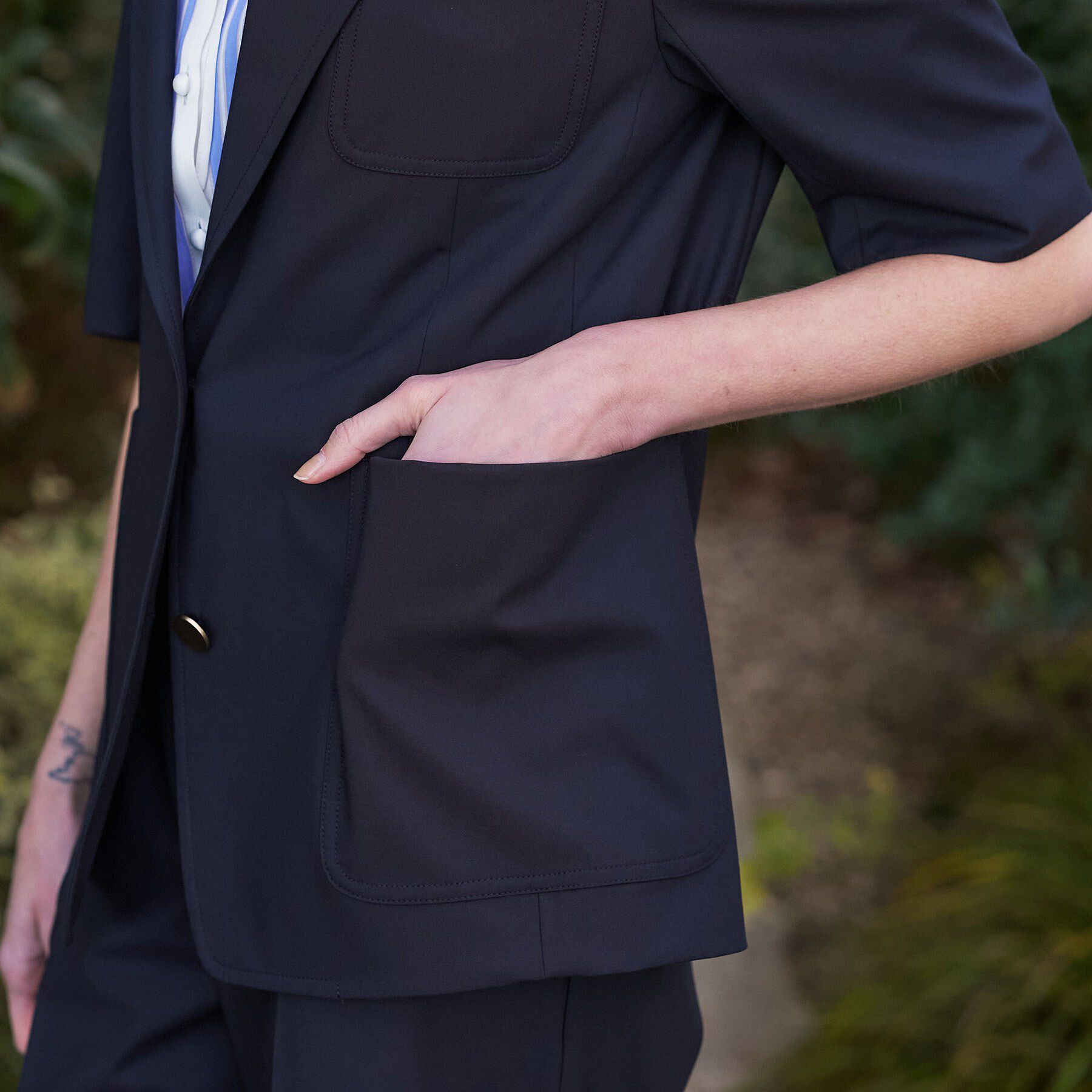 DRESSTERIOR「【接触冷感/UVカット/セットアップ可】 2WAYストレッチスリークオータージャケット」|テーラードジャケット|