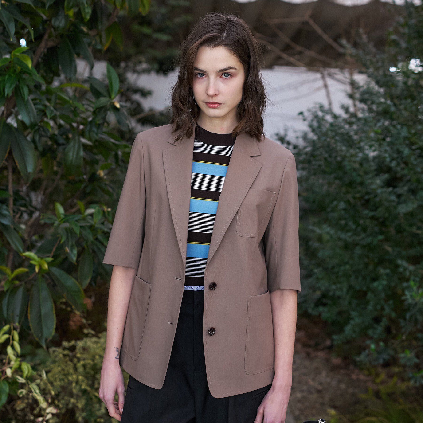 DRESSTERIOR「【接触冷感/UVカット/セットアップ可】 2WAYストレッチスリークオータージャケット」|テーラードジャケット|