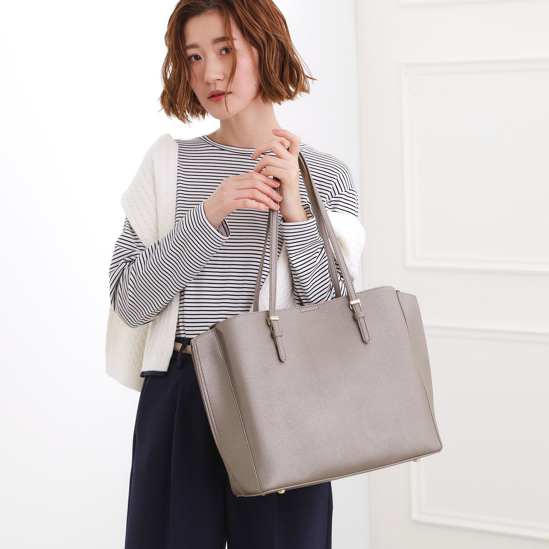 grove「【人間工学/A4】サイドスリットトート」|トートバッグ|