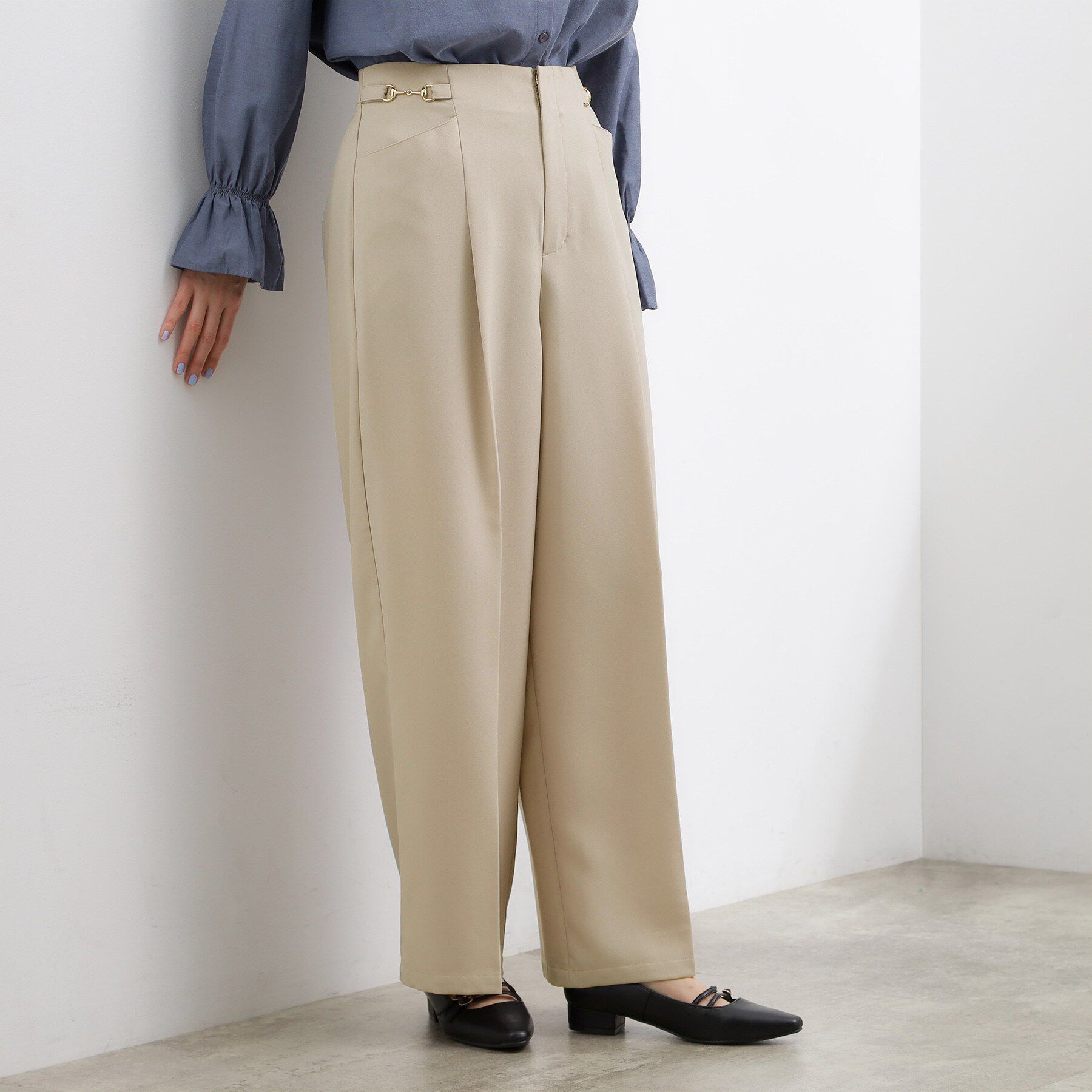 grove「シンプルを品よく格上げ　サイドビットワイドパンツ」|その他|グレージュ(050)