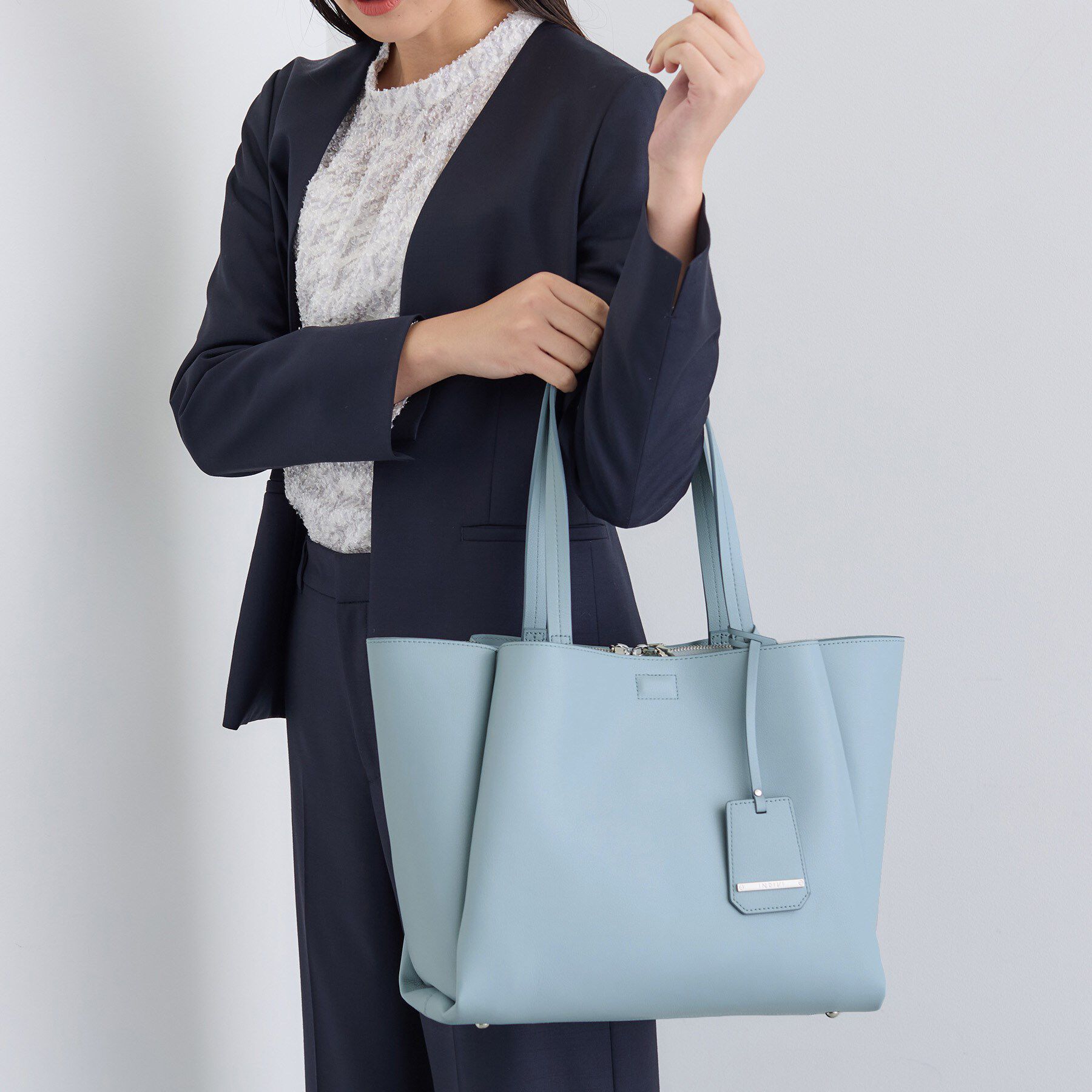 INDIVI「【セレモニー/入卒/A4収納可能】タックキャリアBAG」|トートバッグ|