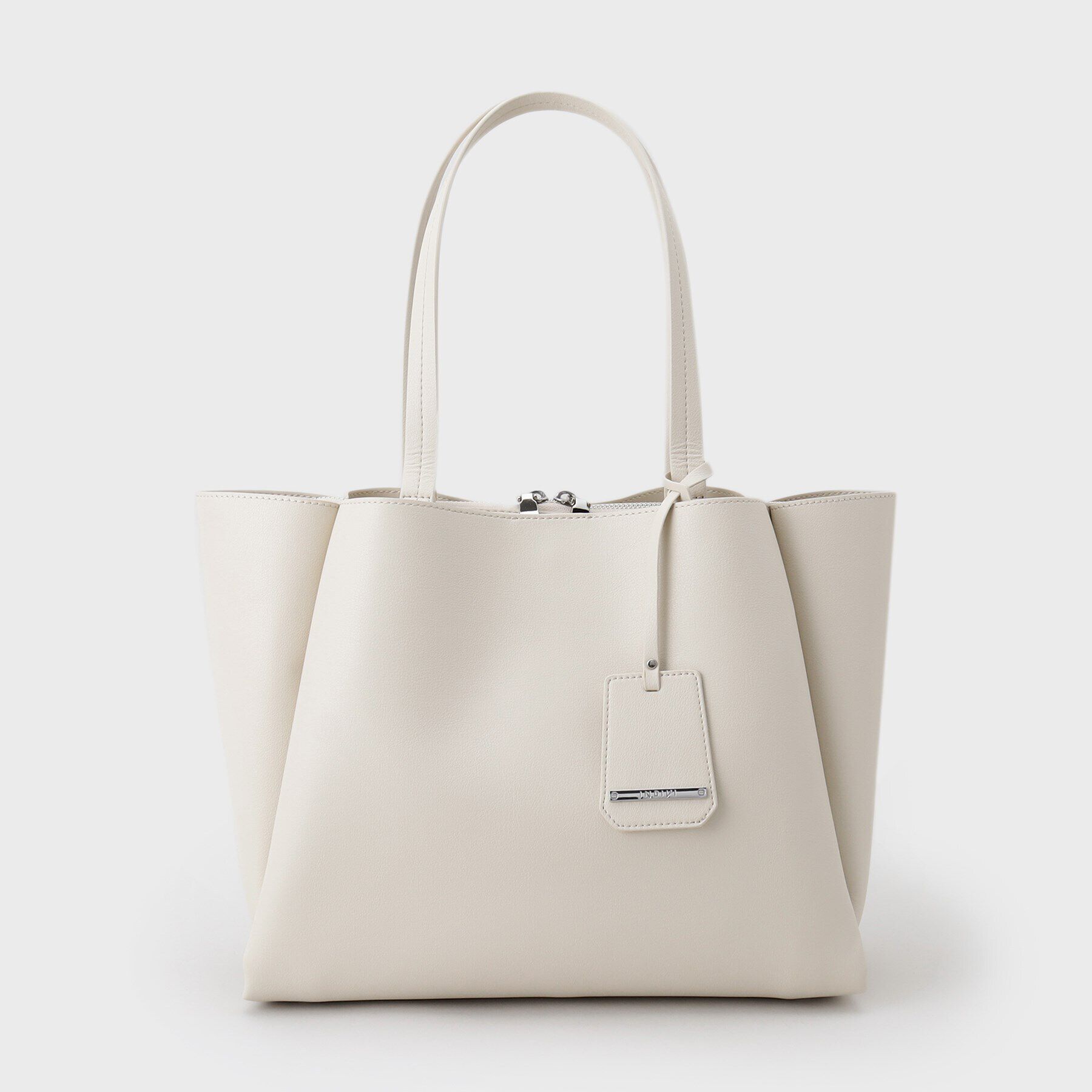 INDIVI「【合皮／A4収納可能】タックデザイン通勤バッグ」|トートバッグ|グレージュ(050)