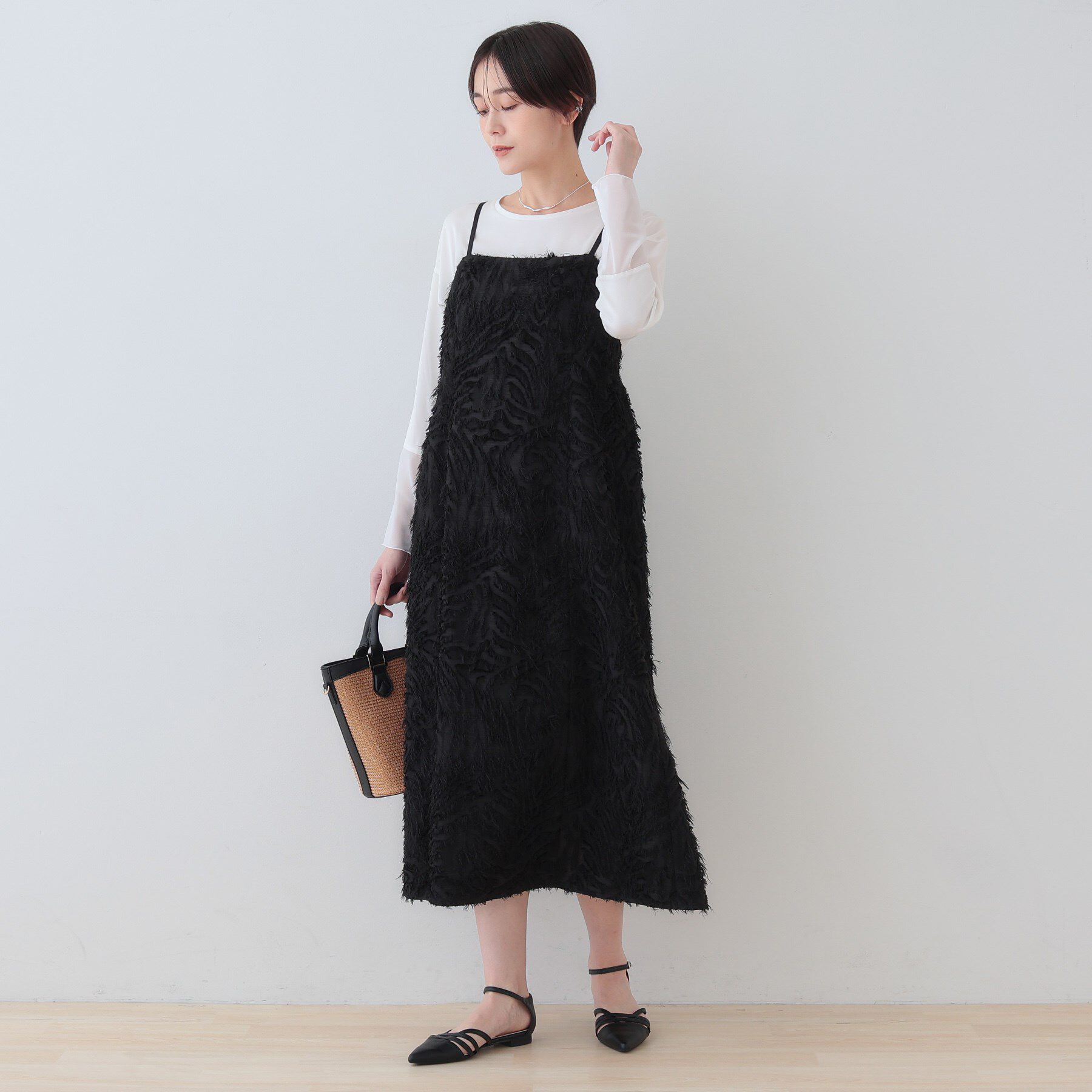 INDIVI「【トレンド素材】シアーカットジャカード キャミワンピース」|ワンピース|