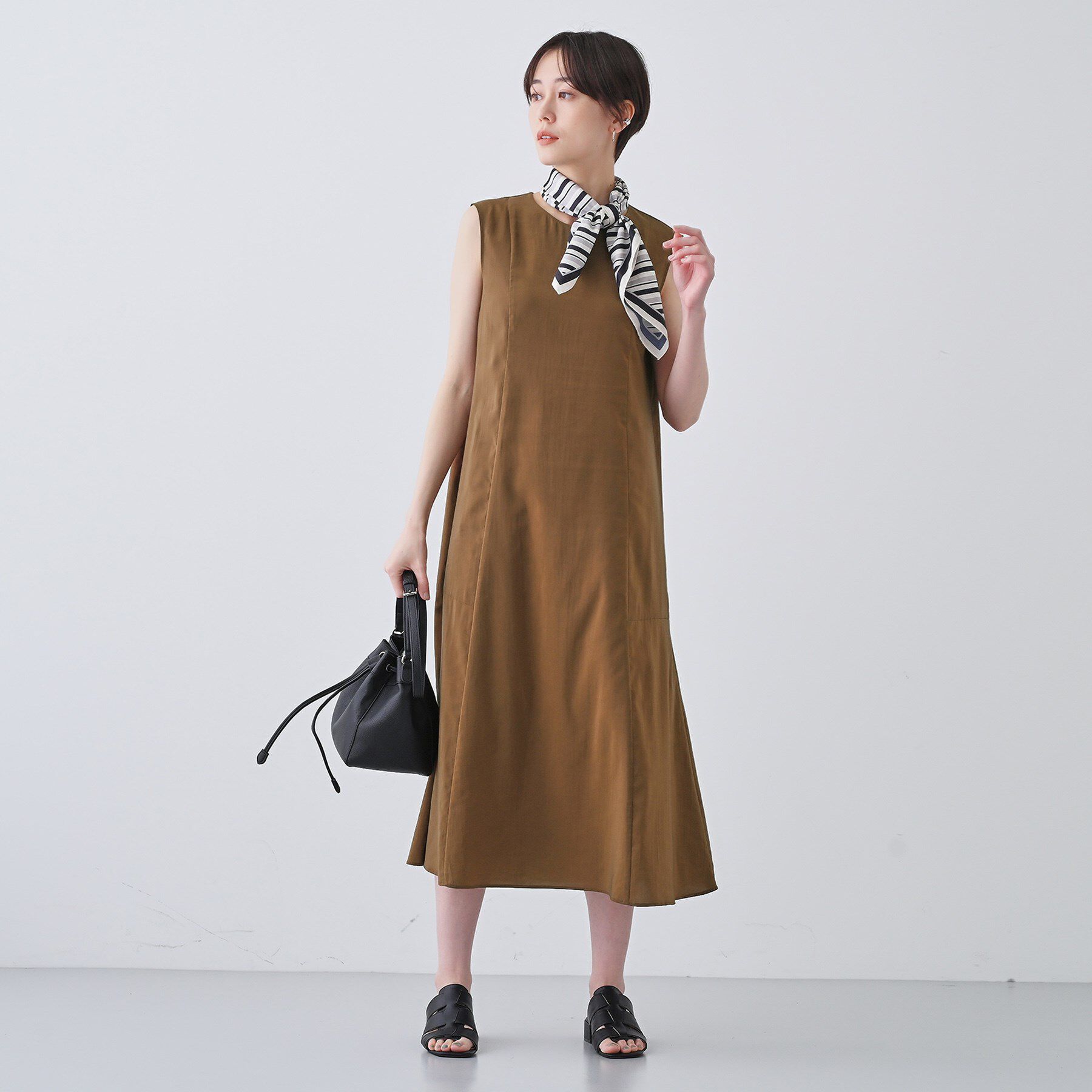 INDIVI「【通気性◎撥水／接触冷感／UVケア】フレアワンピース」|ワンピース|