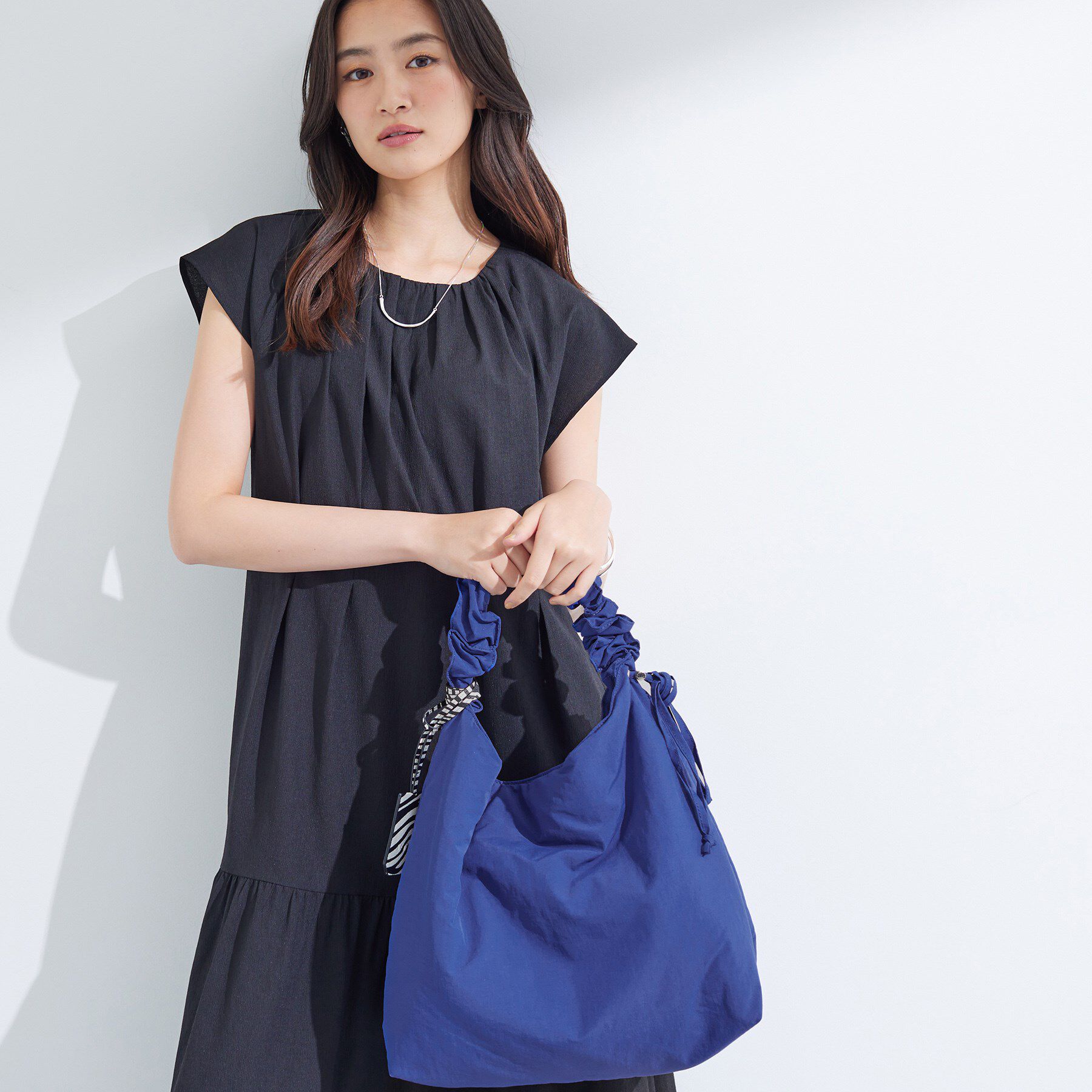 INDIVI「【新色登場！超軽量】2WAYドロストショルダーバッグ」|ショルダー・メッセンジャー|