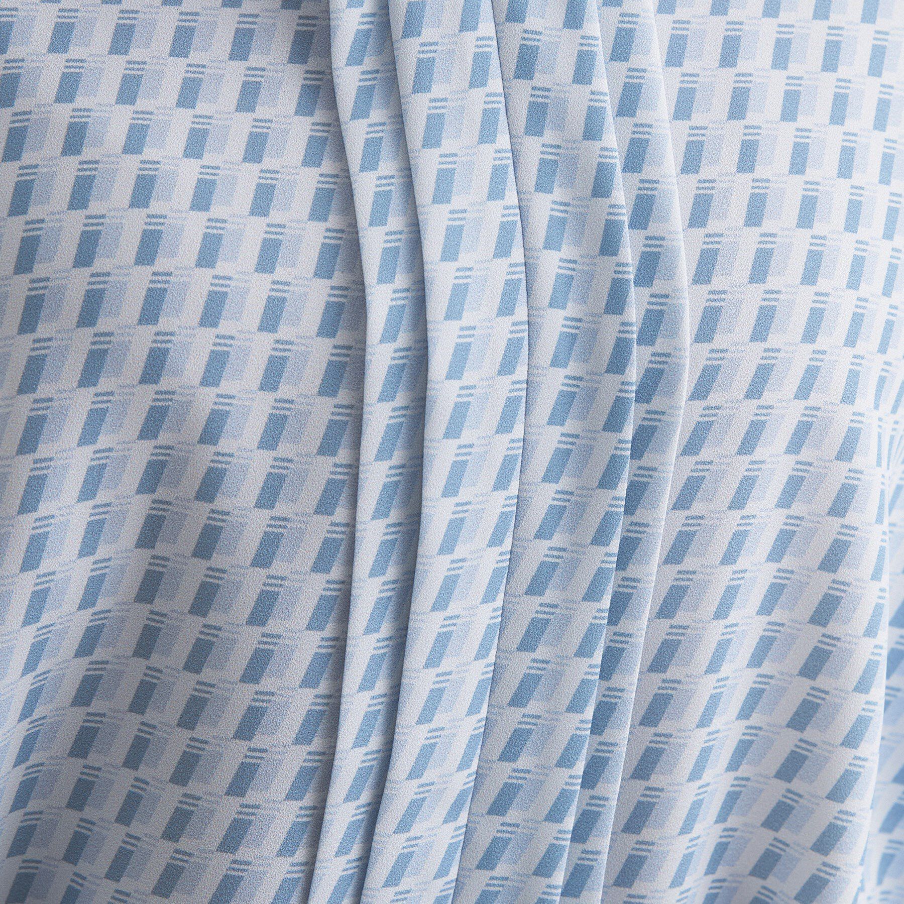 INDIVI「【洗える／透けにくい】ジオメ柄プリントブラウス」|シャツ・ブラウス|