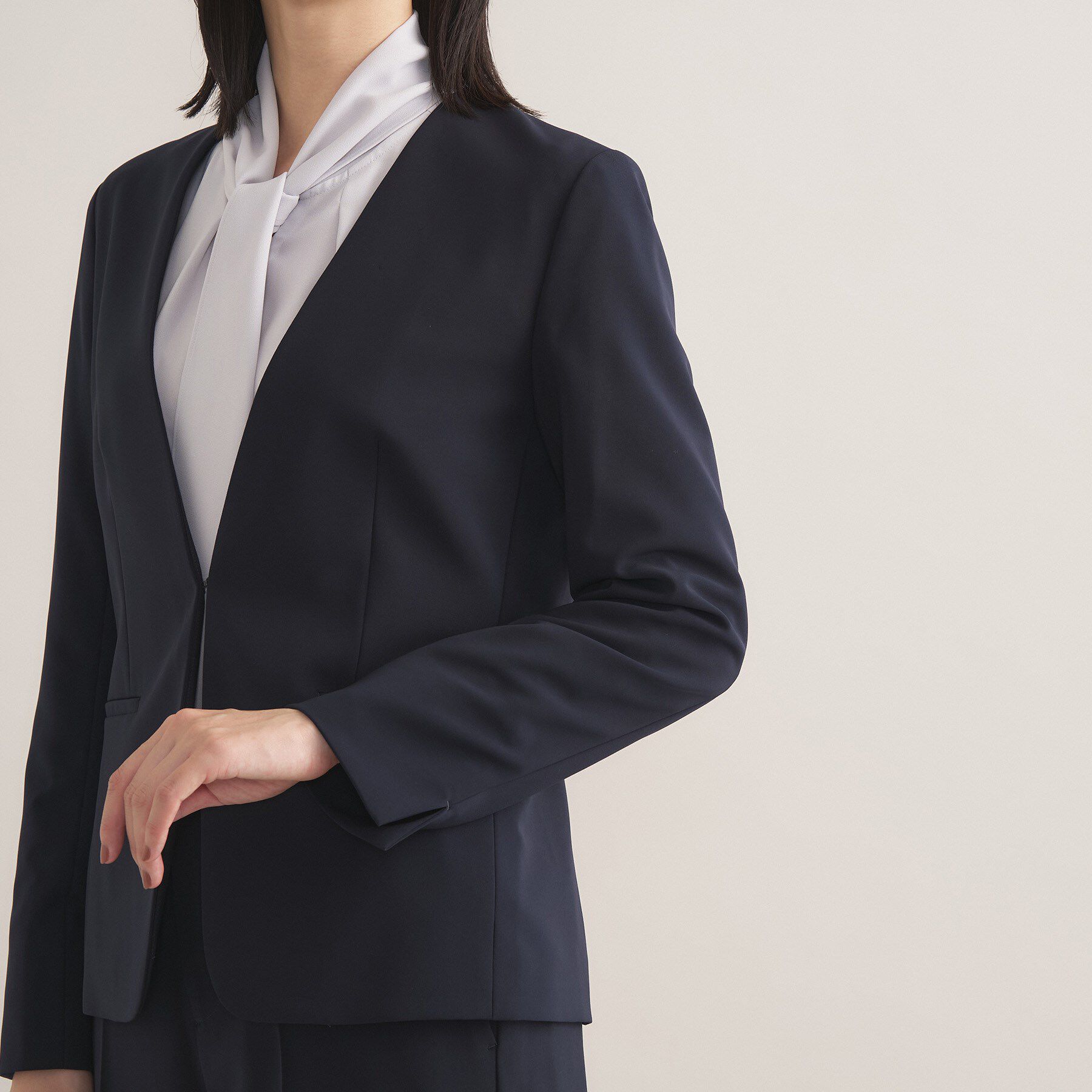 INDIVI「【通勤スーツ／洗える】ストレッチカラーレスジャケット」|スーツ|