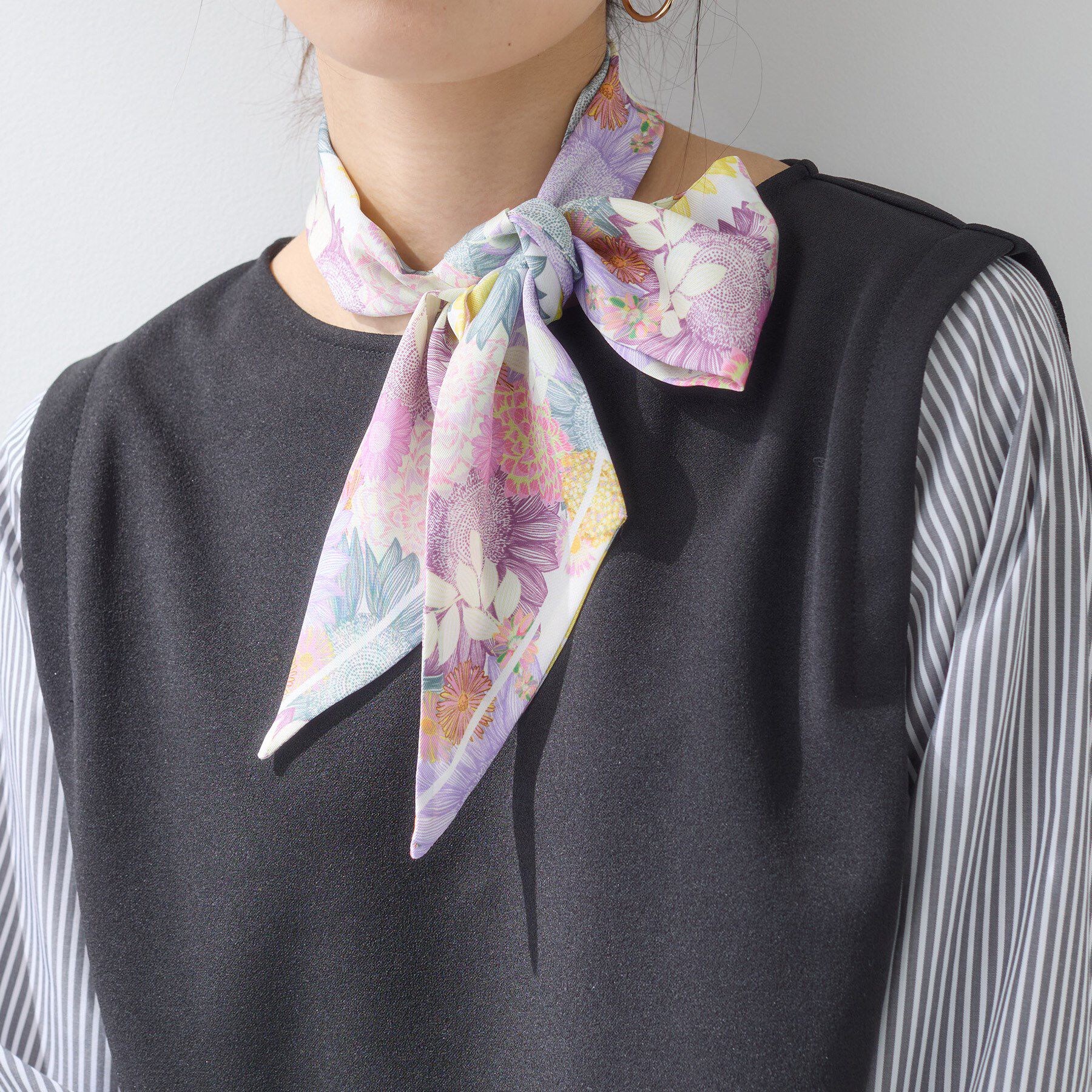 INDIVI「【2柄展開】柄デザインスカーフ」|バンダナ・スカーフ|