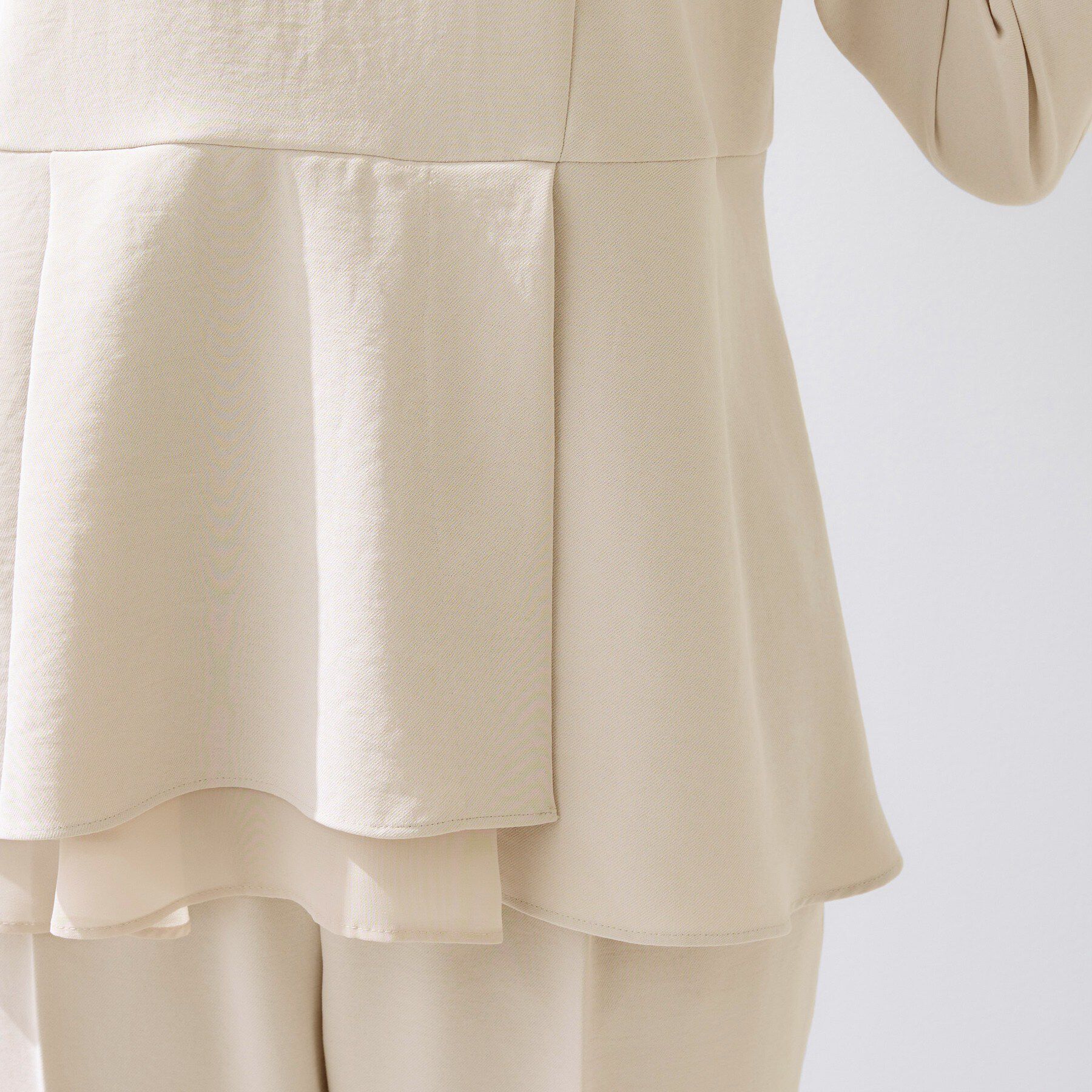 INDIVI「【洗える／UVケア／SETUP可】着る日傘ペプラムブラウス」|シャツ・ブラウス|