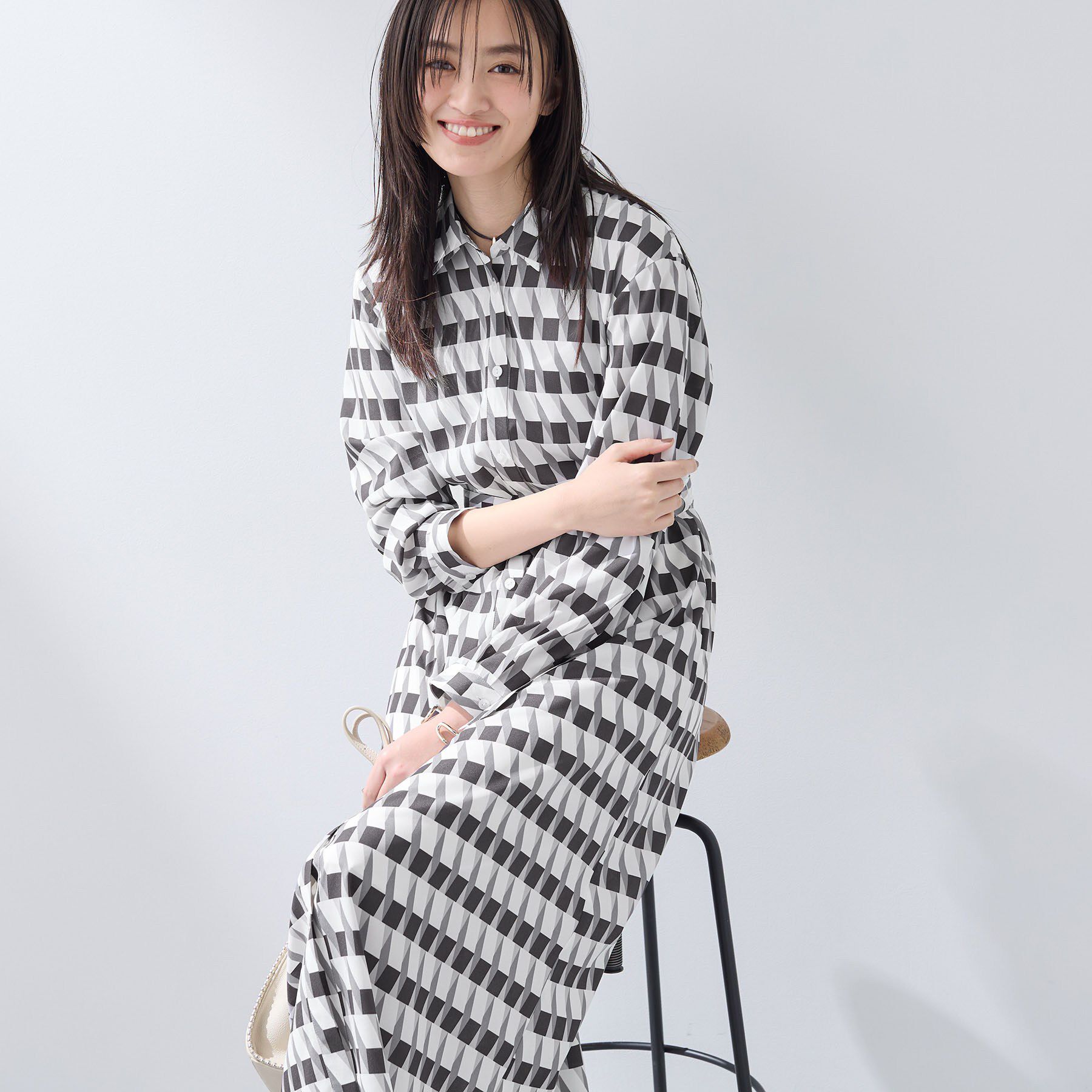 INDIVI「【洗える／2WAY】ベルト付き ジオメトリック柄 シャツワンピース」|ワンピース|スミクロ(118)