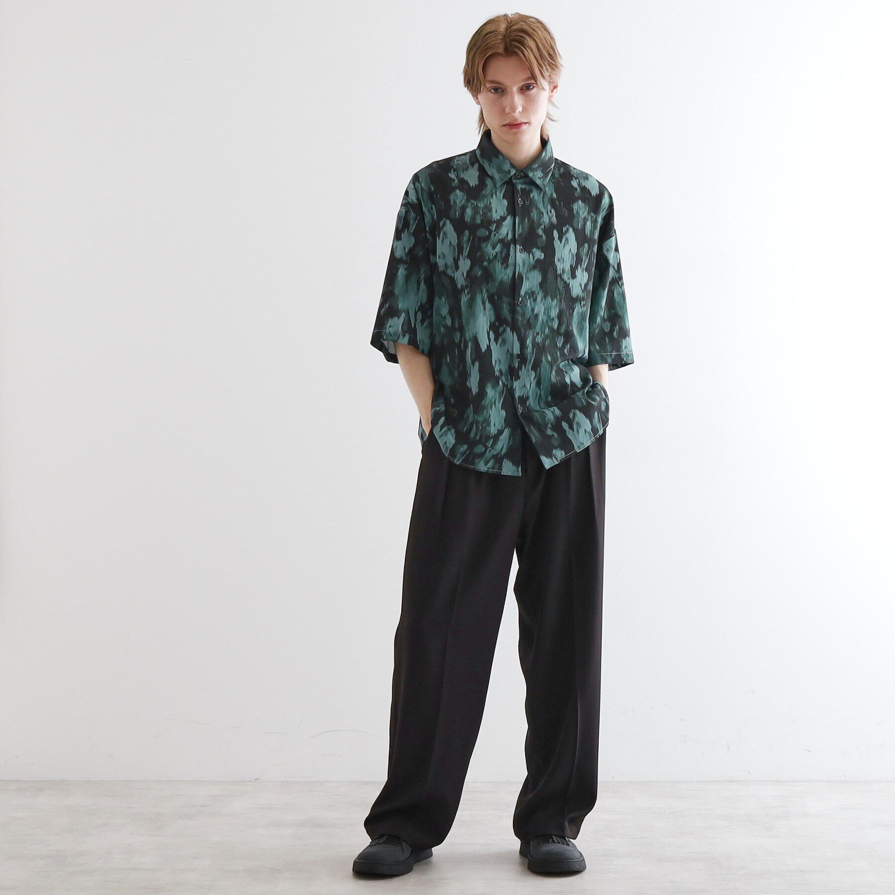 tk.TAKEO KIKUCHI「楊柳ブラープリントシャツ」|シャツ・ブラウス|