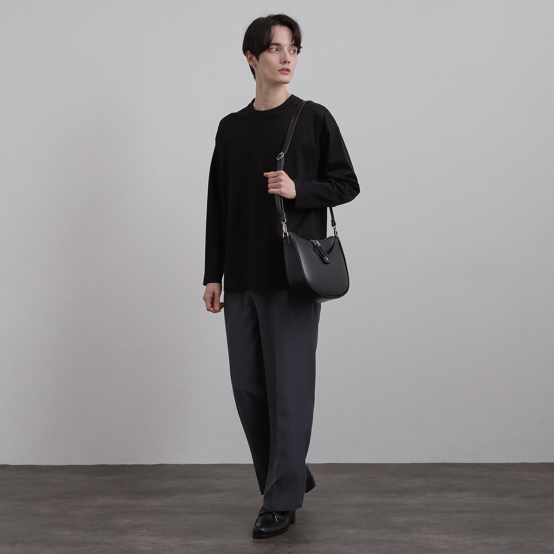 tk.TAKEO KIKUCHI「カーブミニショルダーバッグ」|ショルダー・メッセンジャー|