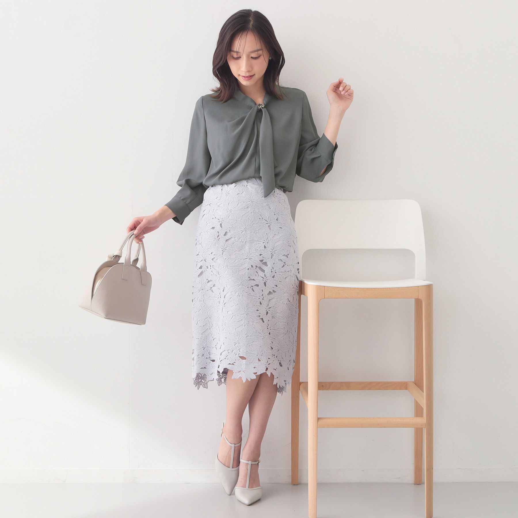 index「アシメドレープボウタイブラウス【洗濯機OK/イージーアイロン】」|シャツ・ブラウス|