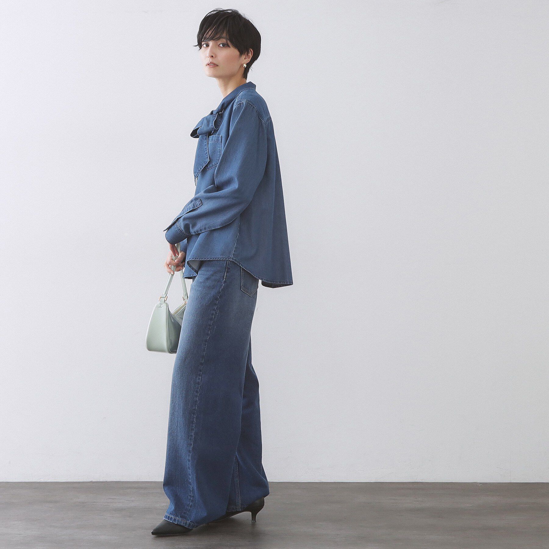 OPAQUE.CLIP「セルロース混デニムボウタイブラウス【洗濯機OK】」|シャツ・ブラウス|