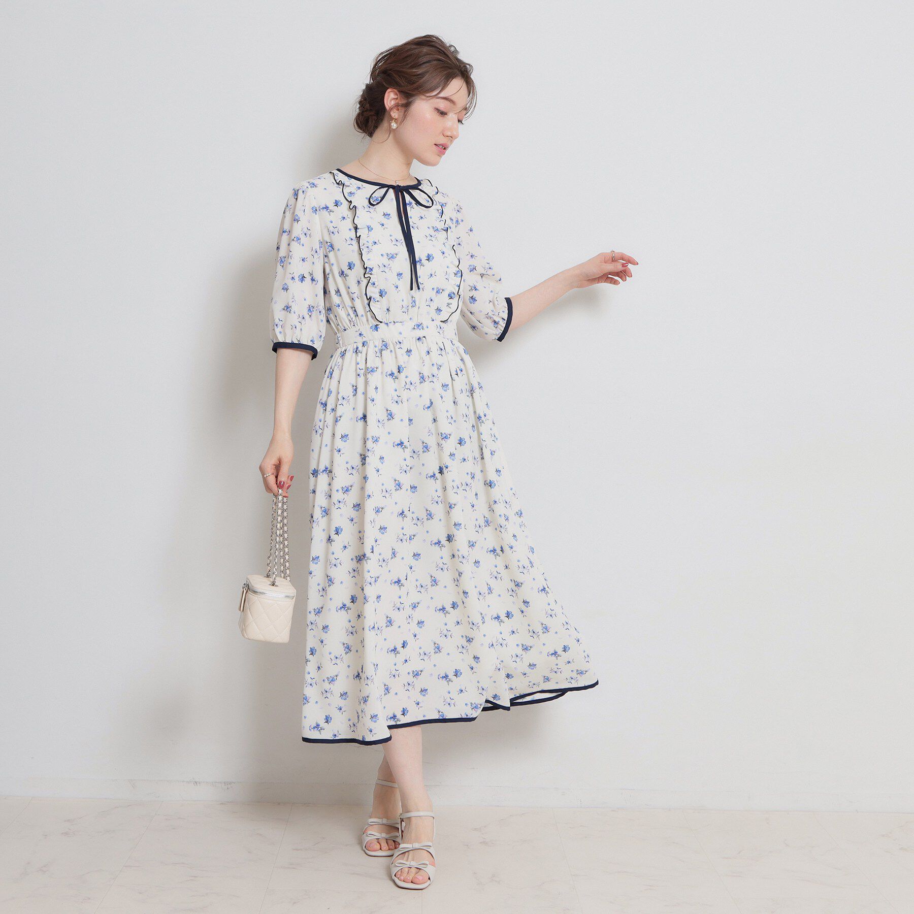 Couture broach「【着映え】水彩フラワーワンピース」|ワンピース|