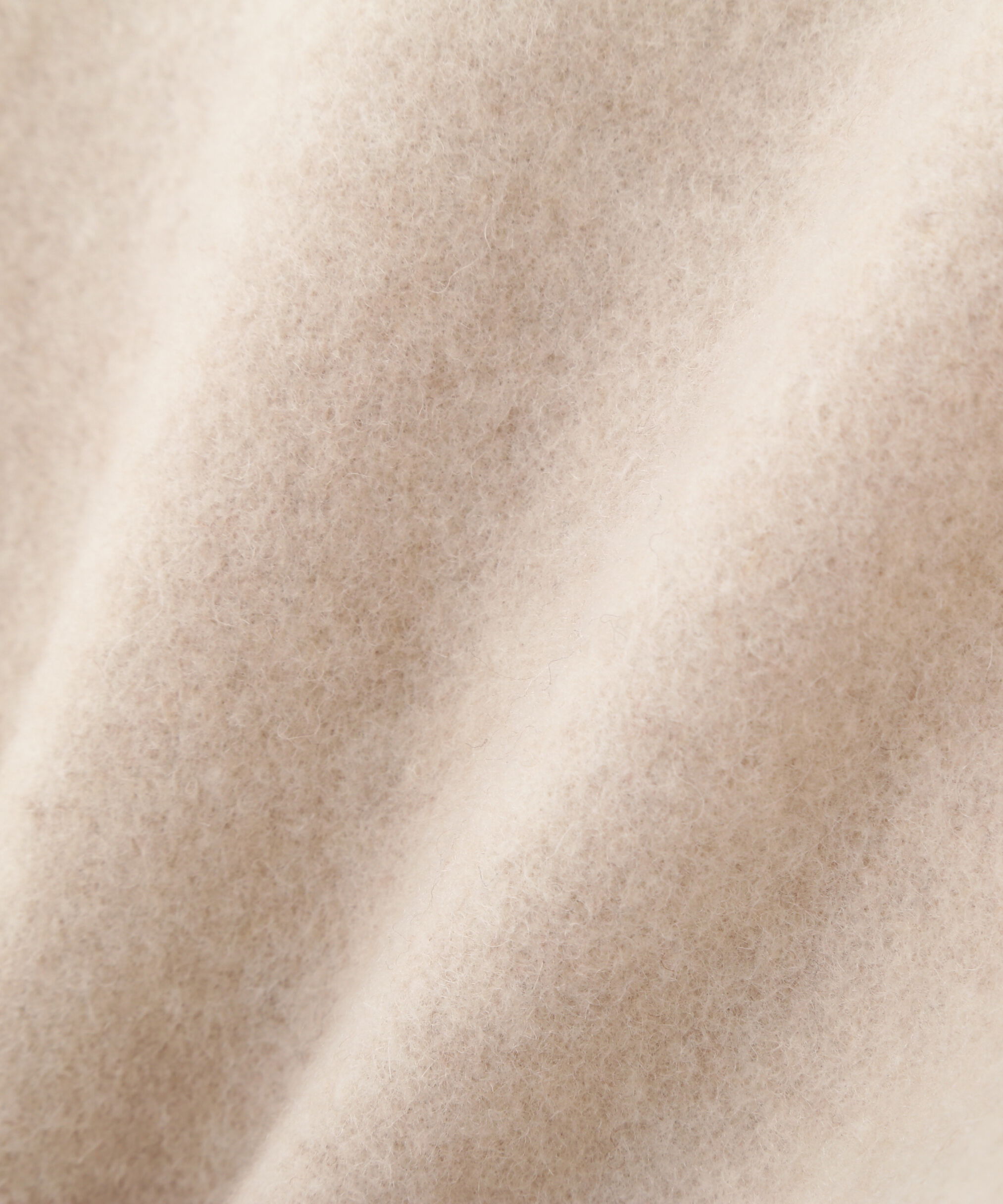  「毎日に&ldquo;ちょうどいい&rdquo;カシミヤ混コート」|ブルゾン・スタジャン|