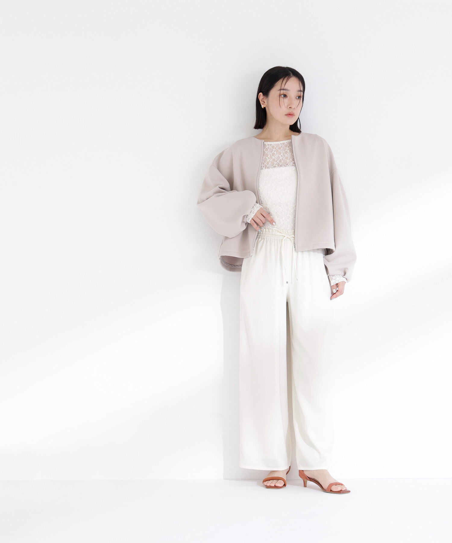  「ノーカラーダンボールブルゾン」|ブルゾン・スタジャン|