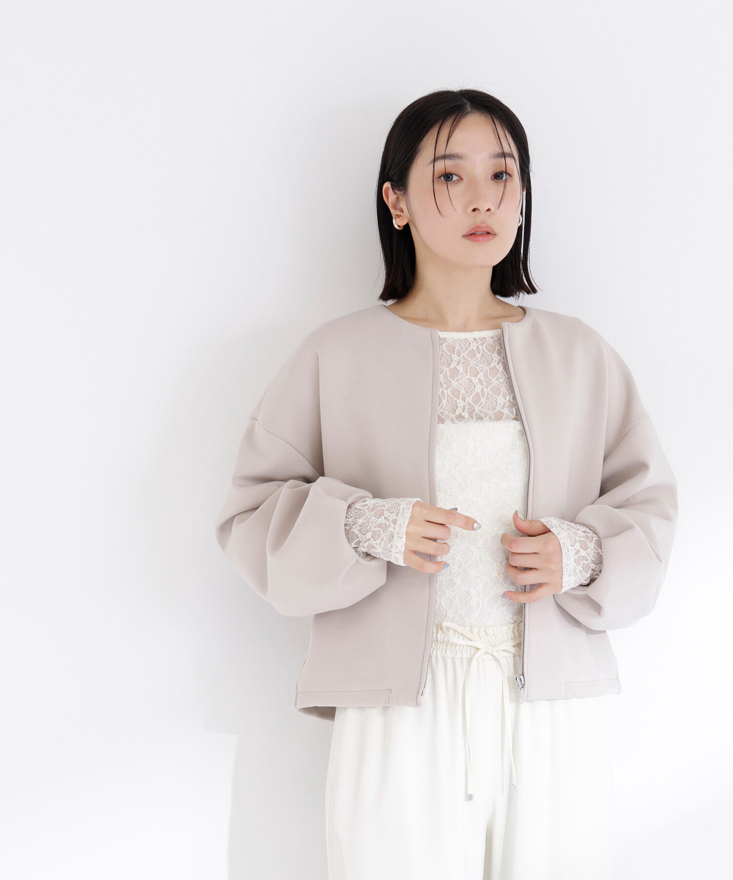  「ノーカラーダンボールブルゾン」|ブルゾン・スタジャン|