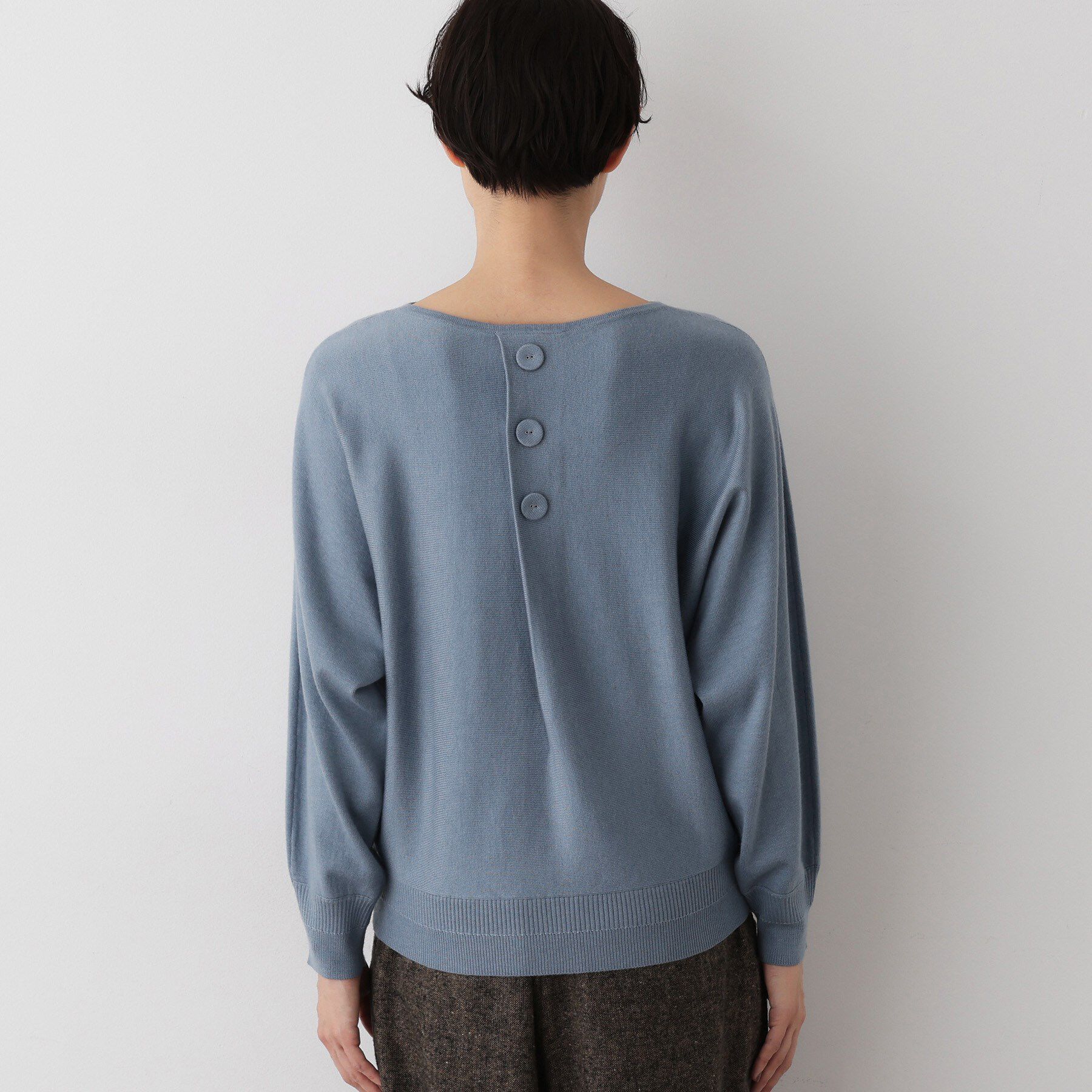 Dessin「【洗える】ウールブレンド後ろボタンニット」|ニット・セーター|