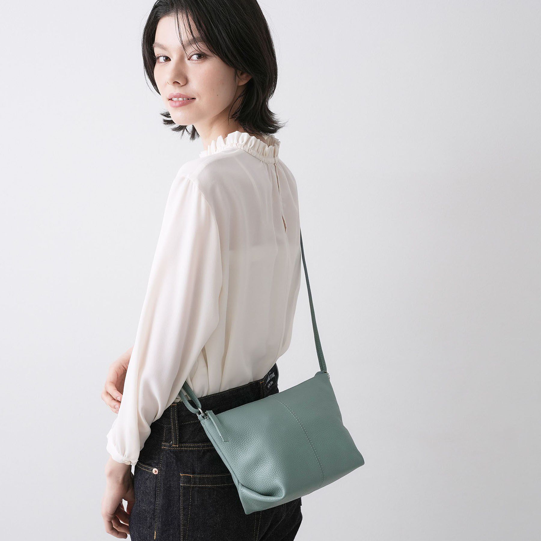 Dessin「【本革】ミニショルダーバッグ」|ショルダー・メッセンジャー|ブルー(091)