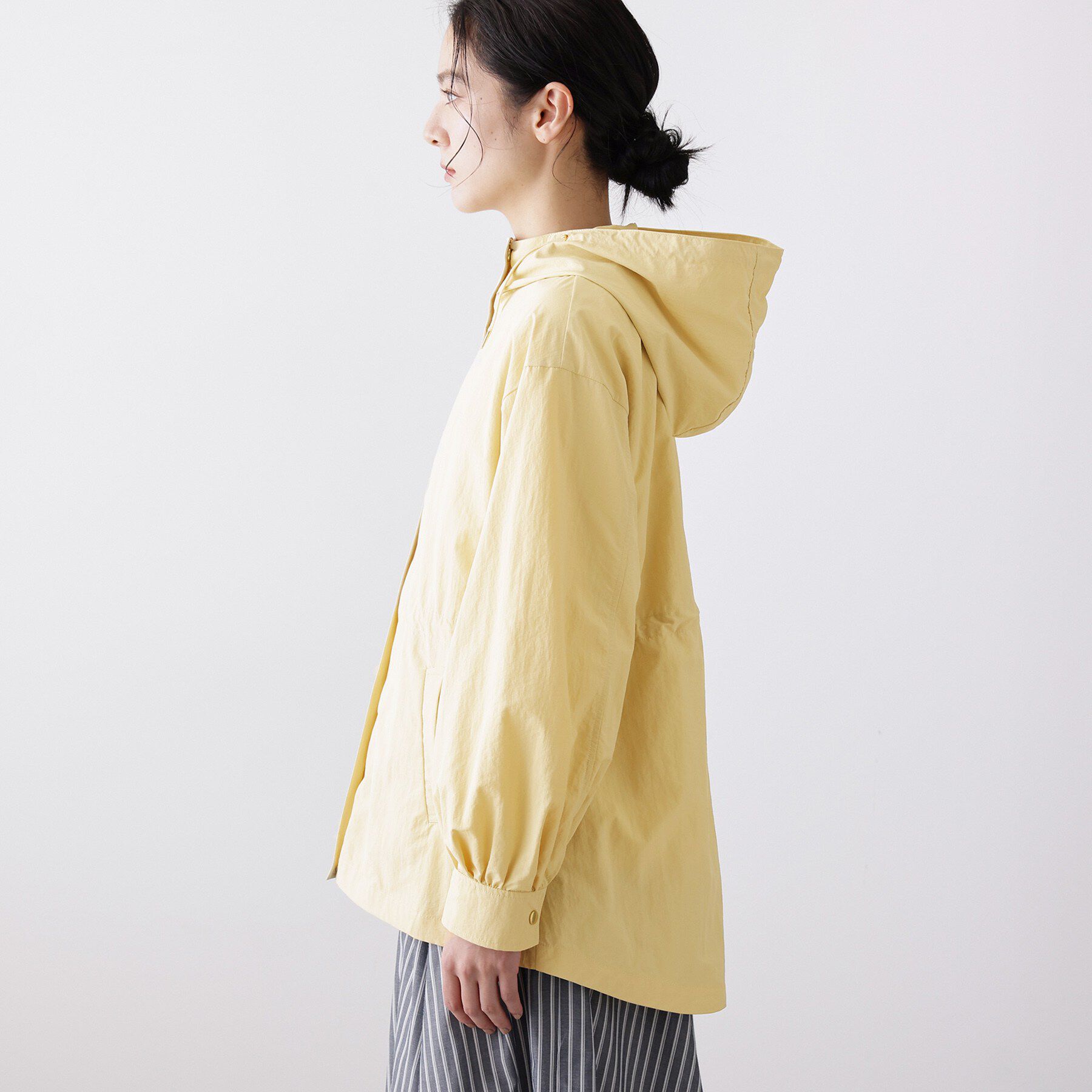 Dessin「【撥水・洗える】フーデッドライトブルゾン」|ブルゾン・スタジャン|