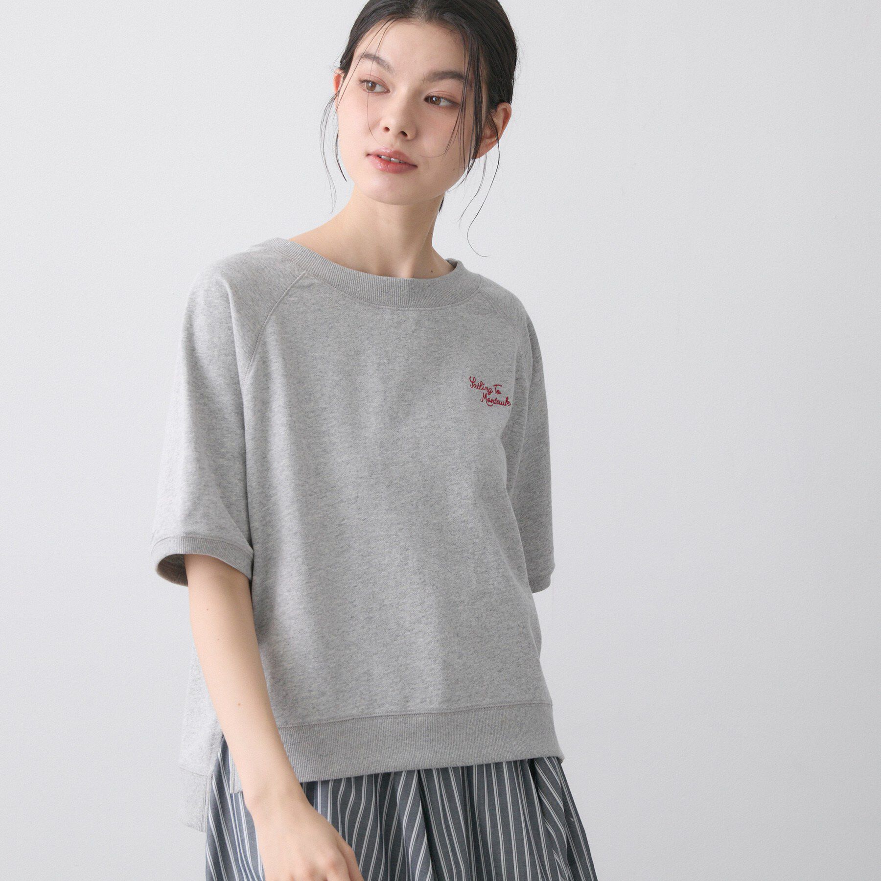 Dessin「【洗える】ミニ裏毛刺繍ロゴプルオーバー」|Tシャツ・カットソー|ライトグレー(011