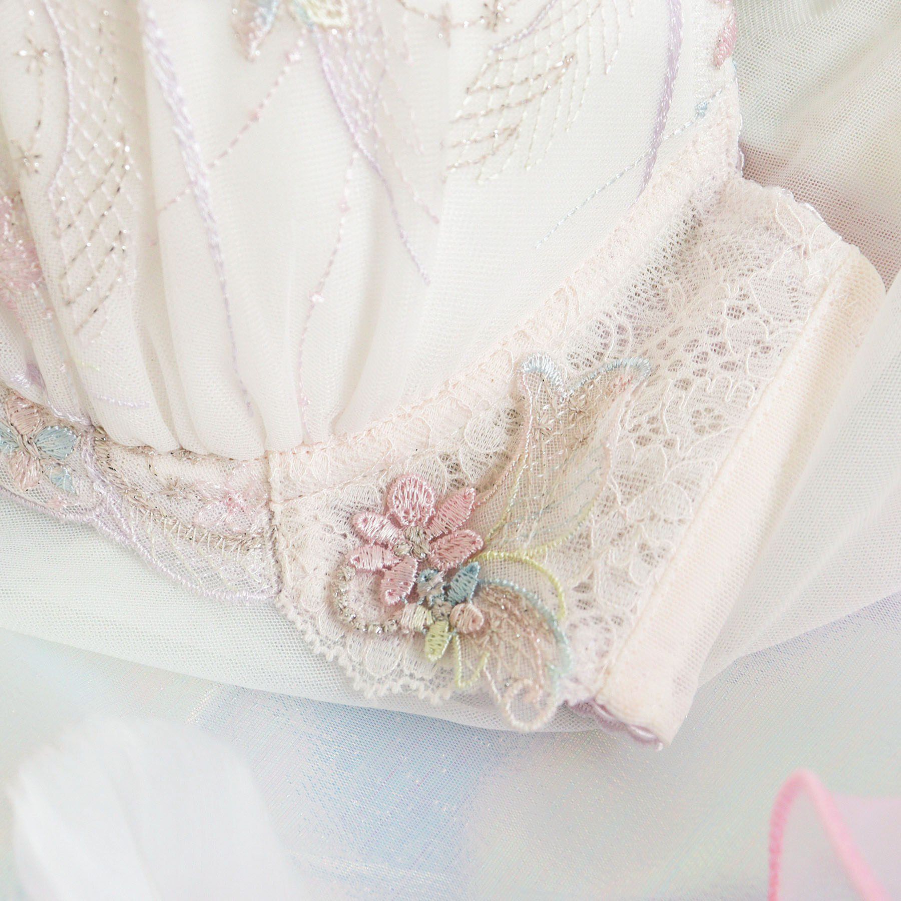 Risa Magli「コリンナ ブラジャー (D-F) ＜リサマリミラクル谷間ブラ＞」|インナー|