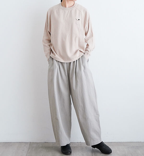 休日と詩「小さなポケットのニット」|ニット・セーター|