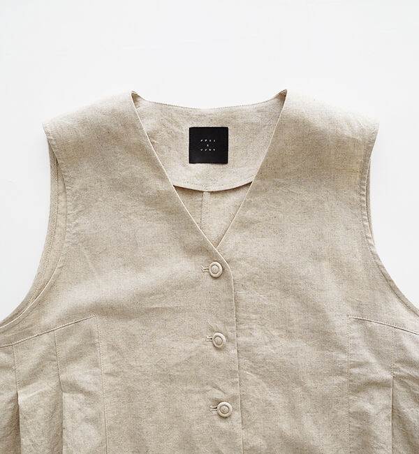 オオカミとフクロウ「フクロウと湖のほとりのシロツメグサ&ldquo;あわせ&rdquo;」|ベスト・ジレ|