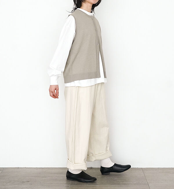 オオカミとフクロウ「オオカミと小さなくるみのタンバリン」|ベスト・ジレ|