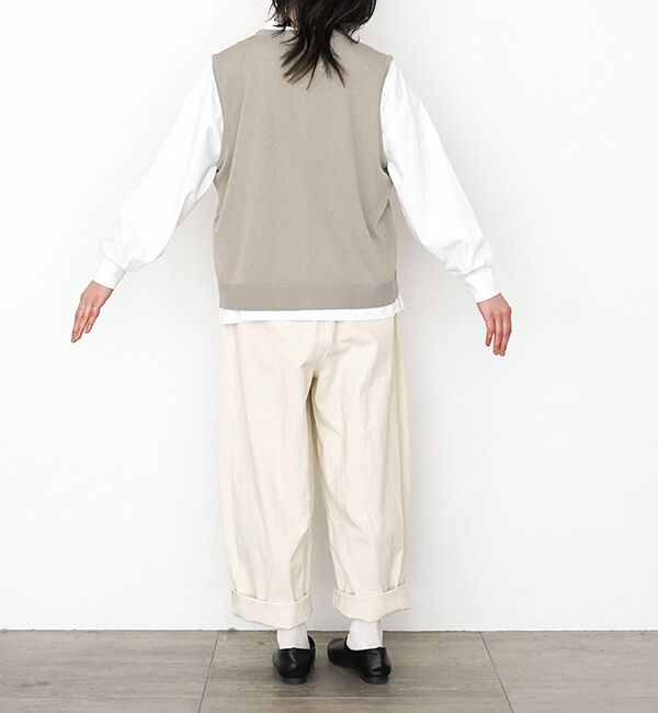 オオカミとフクロウ「オオカミと小さなくるみのタンバリン」|ベスト・ジレ|