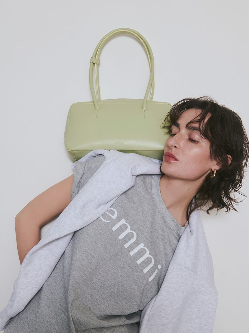 emmi atelier「ロングワンタッチピアス」|ピアス|