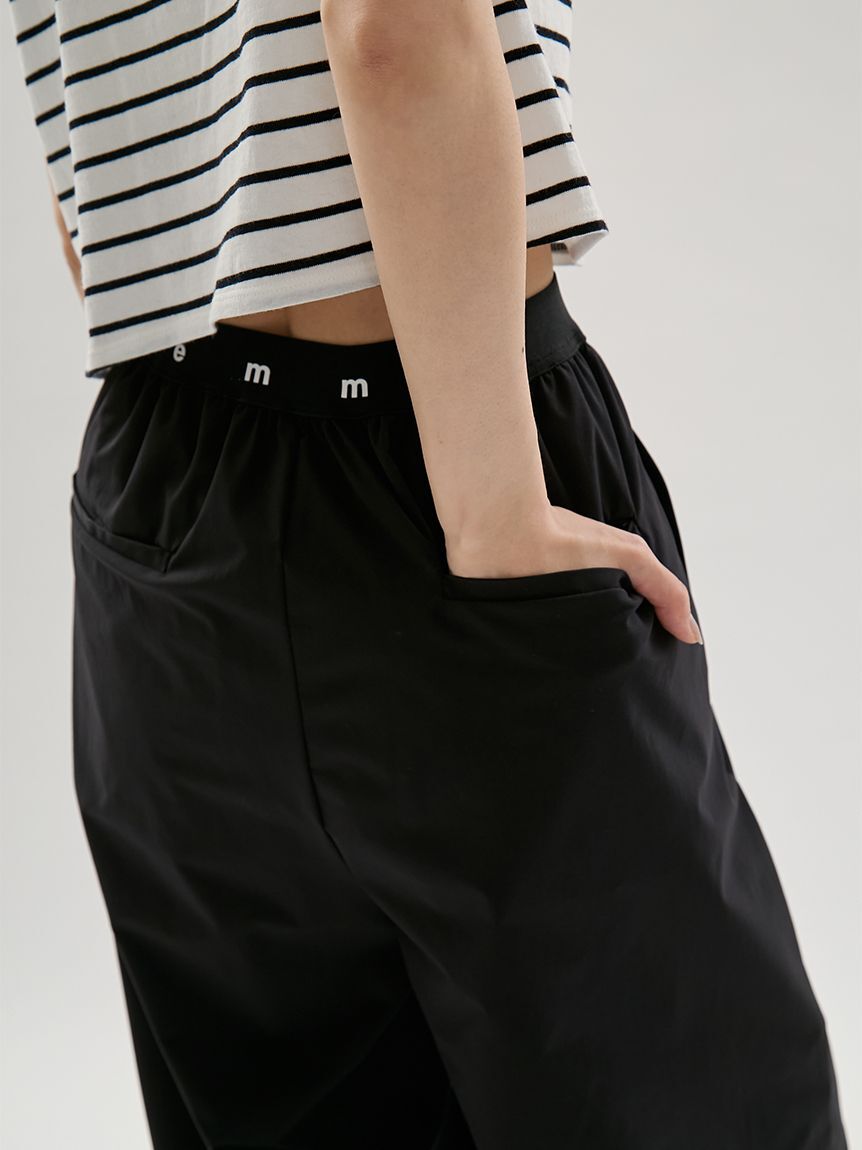 emmi atelier「【Movique】アクティブイージーパンツ/撥水/UVカット/接触冷感」|チノ|