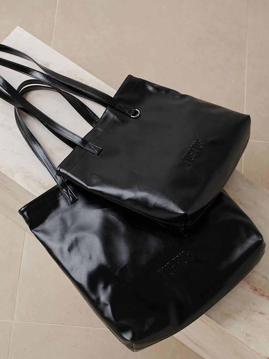 FURFUR「【新色追加】エンボスロゴトートバッグＭ」|トートバッグ|