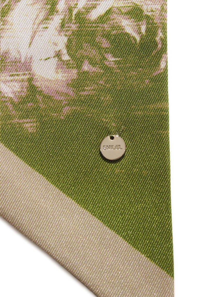 SNIDEL「グレージングフラワーボウタイスカーフ」|バンダナ・スカーフ|