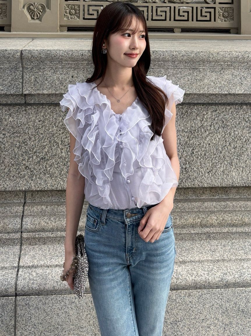 SNIDEL「【WEB限定カラーあり】ノースリフリルブラウス」|シャツ・ブラウス|