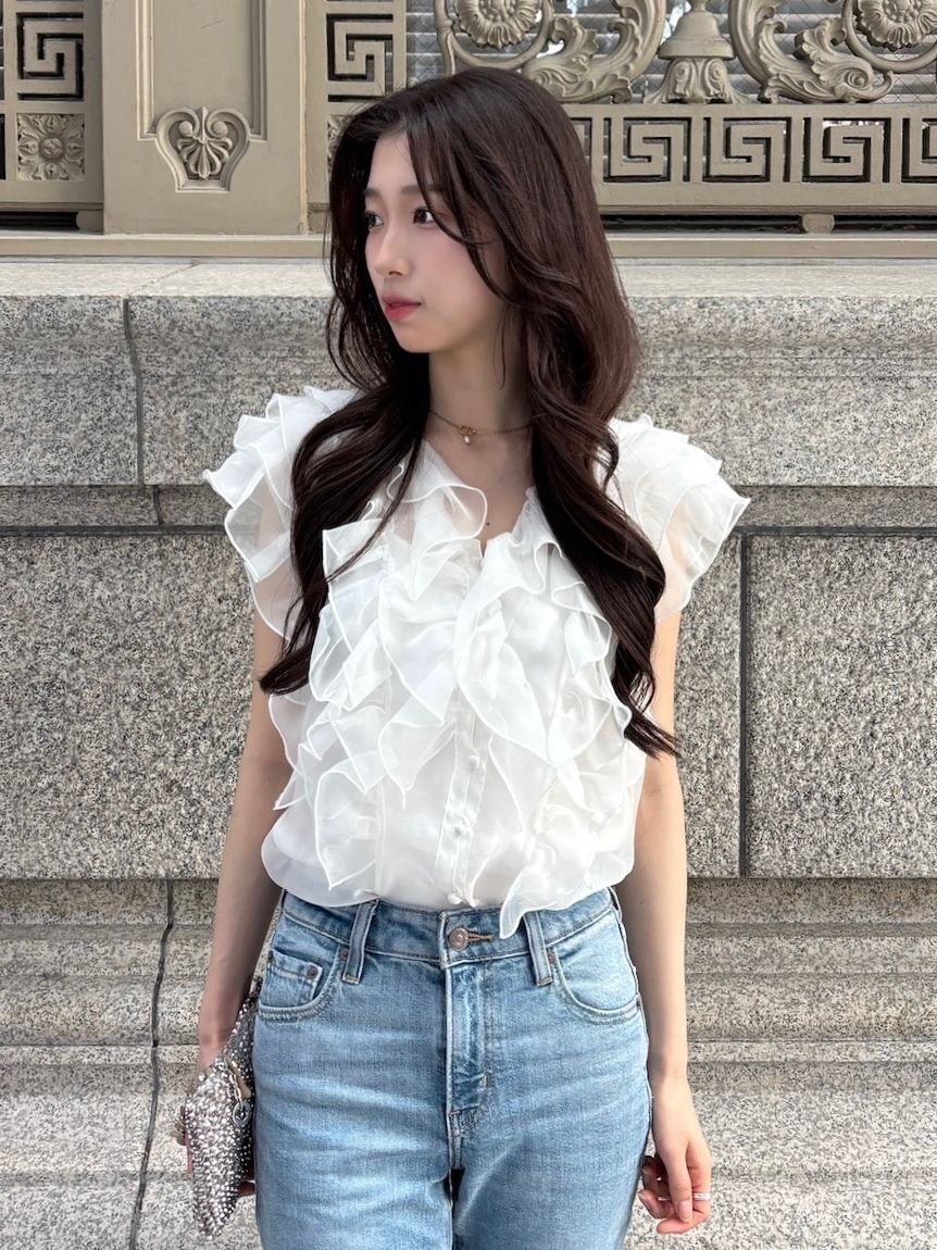 SNIDEL「【WEB限定カラーあり】ノースリフリルブラウス」|シャツ・ブラウス|