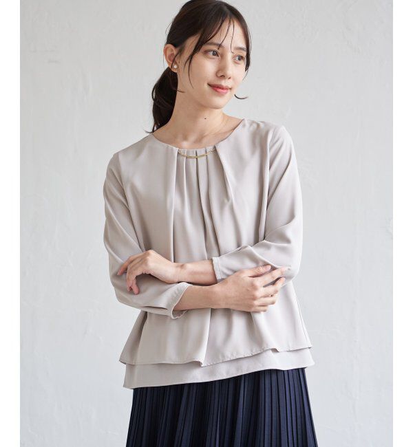IKKA LOUNGE「チャームデザインブラウス」|シャツ・ブラウス|グレージュ