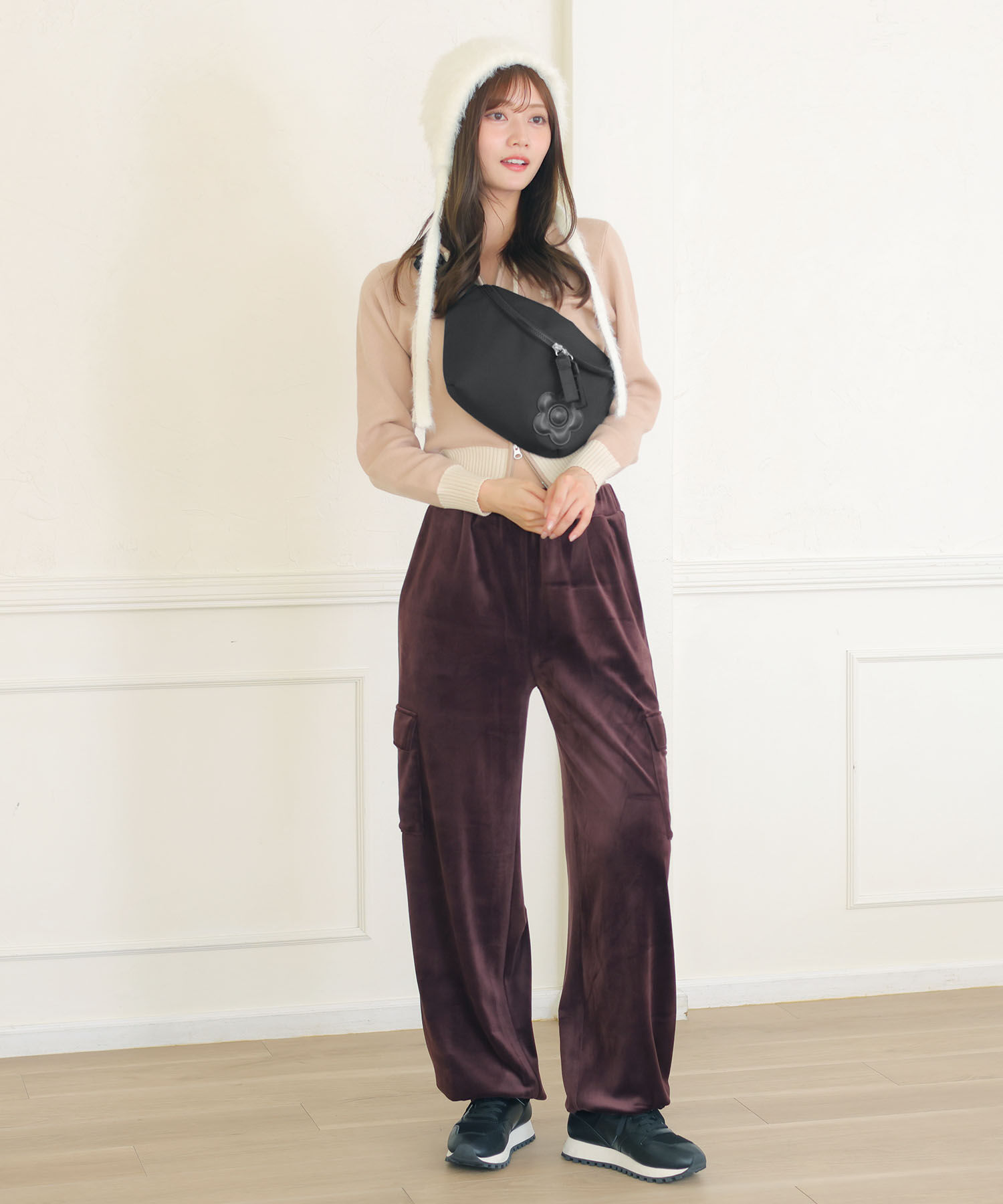 MARY QUANT「デイジーパッチライト ボディバッグ」|ショルダー・メッセンジャー|